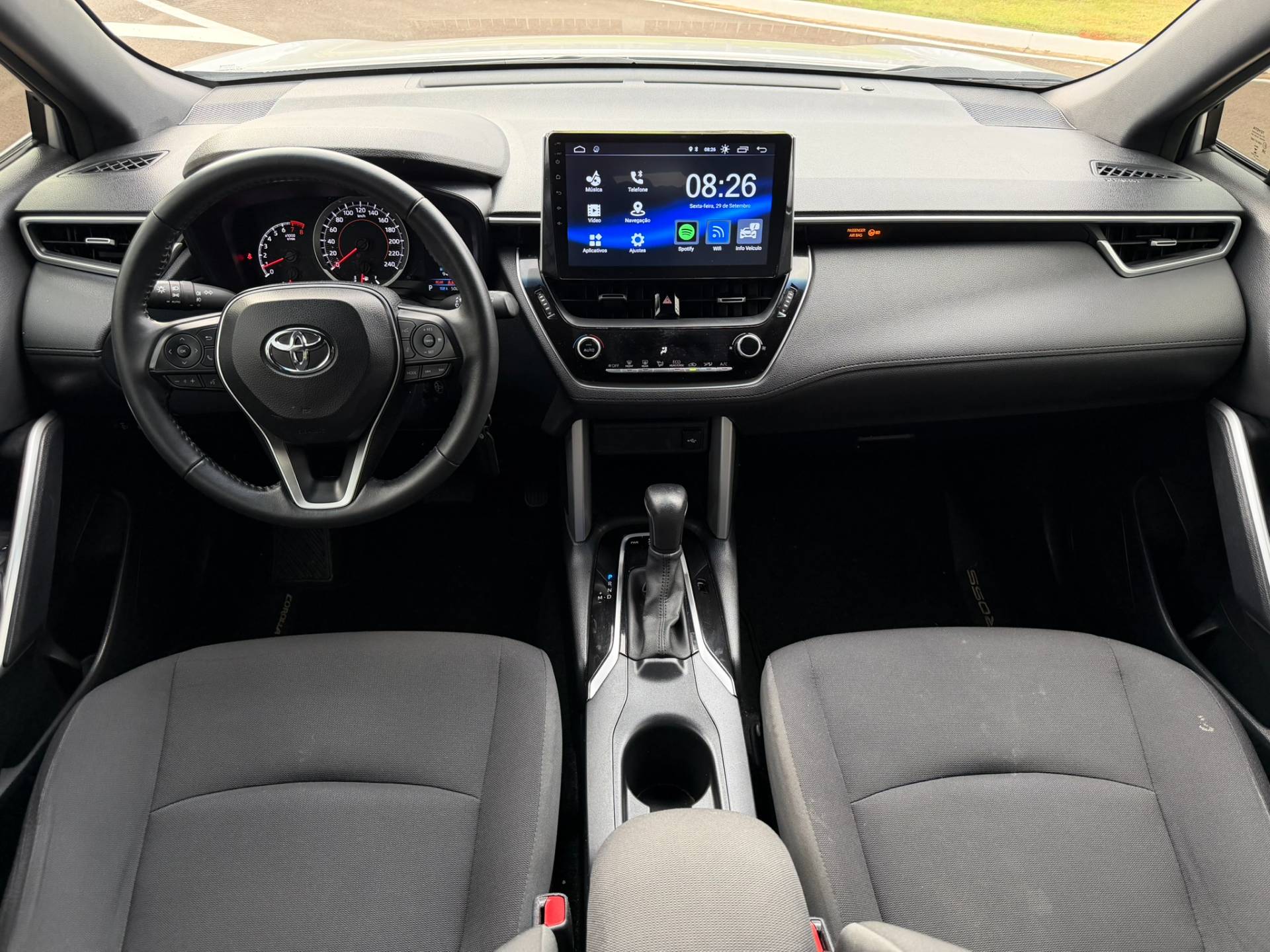 TOYOTA COROLLA CROSS