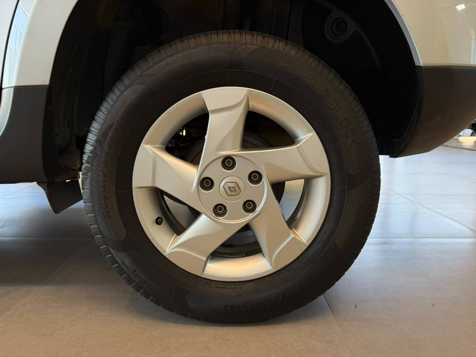 RENAULT DUSTER