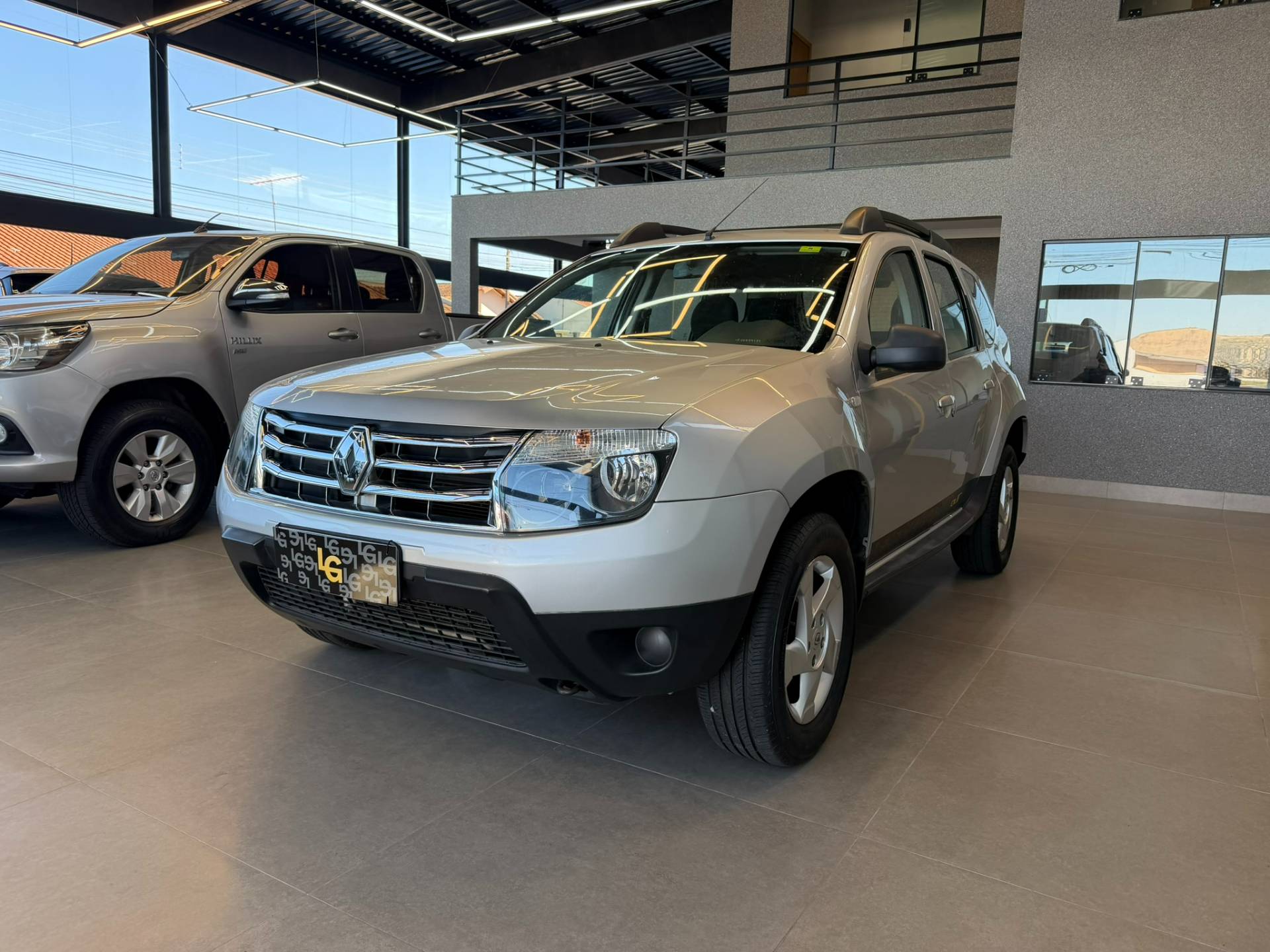 RENAULT DUSTER