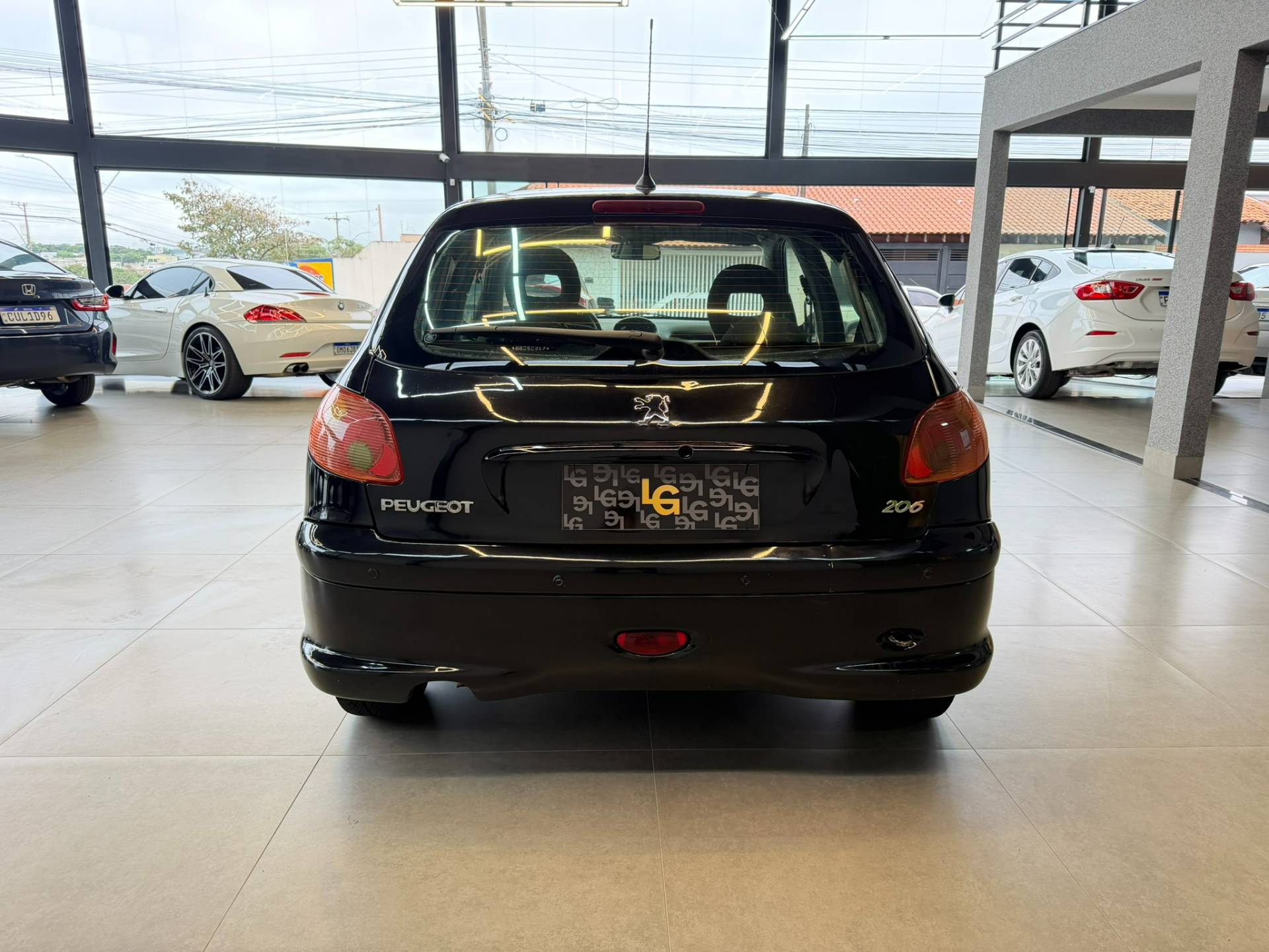 PEUGEOT 206