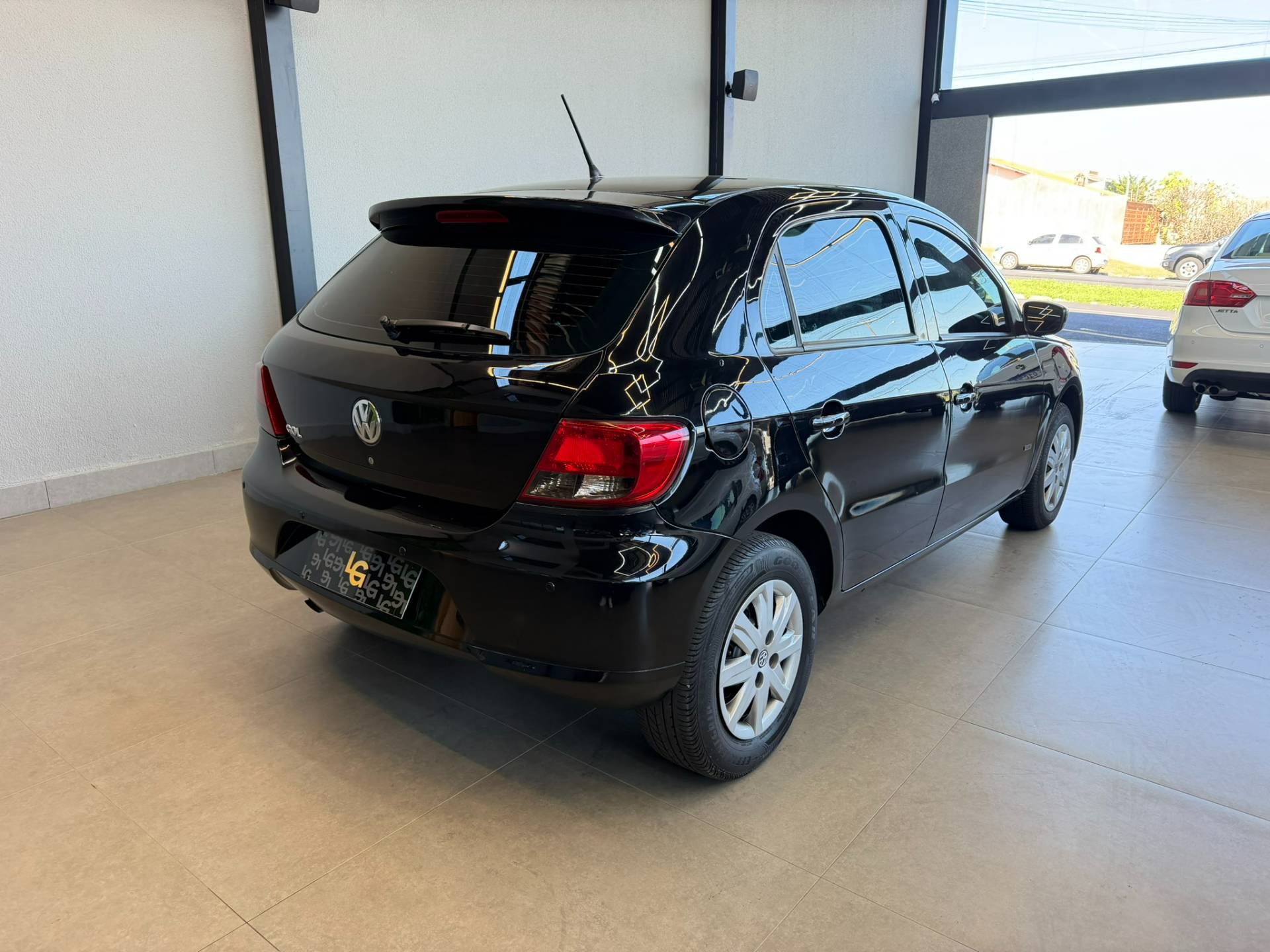 VOLKSWAGEN GOL