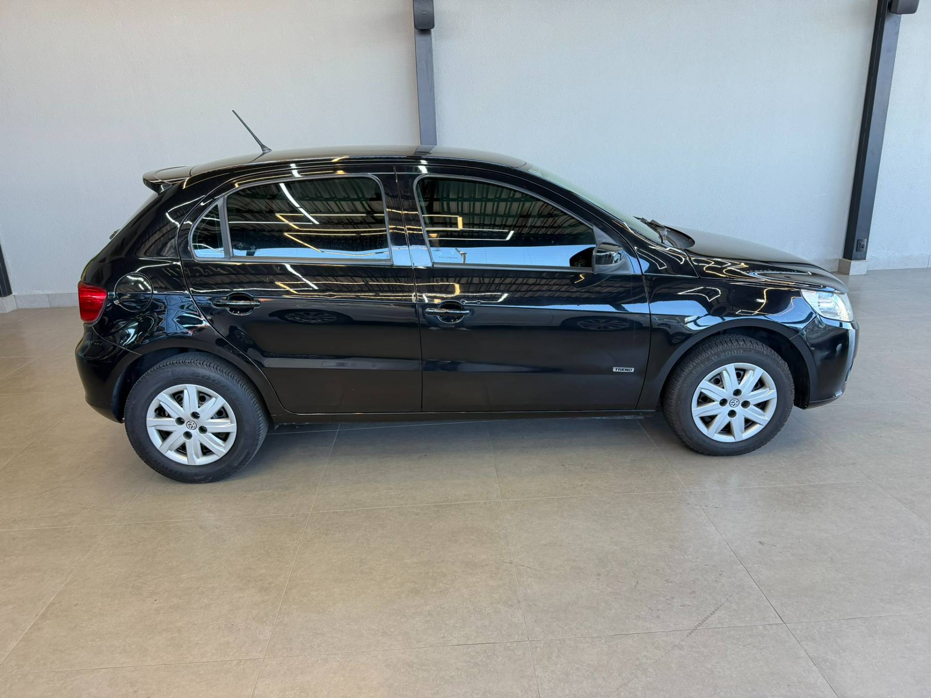 VOLKSWAGEN GOL
