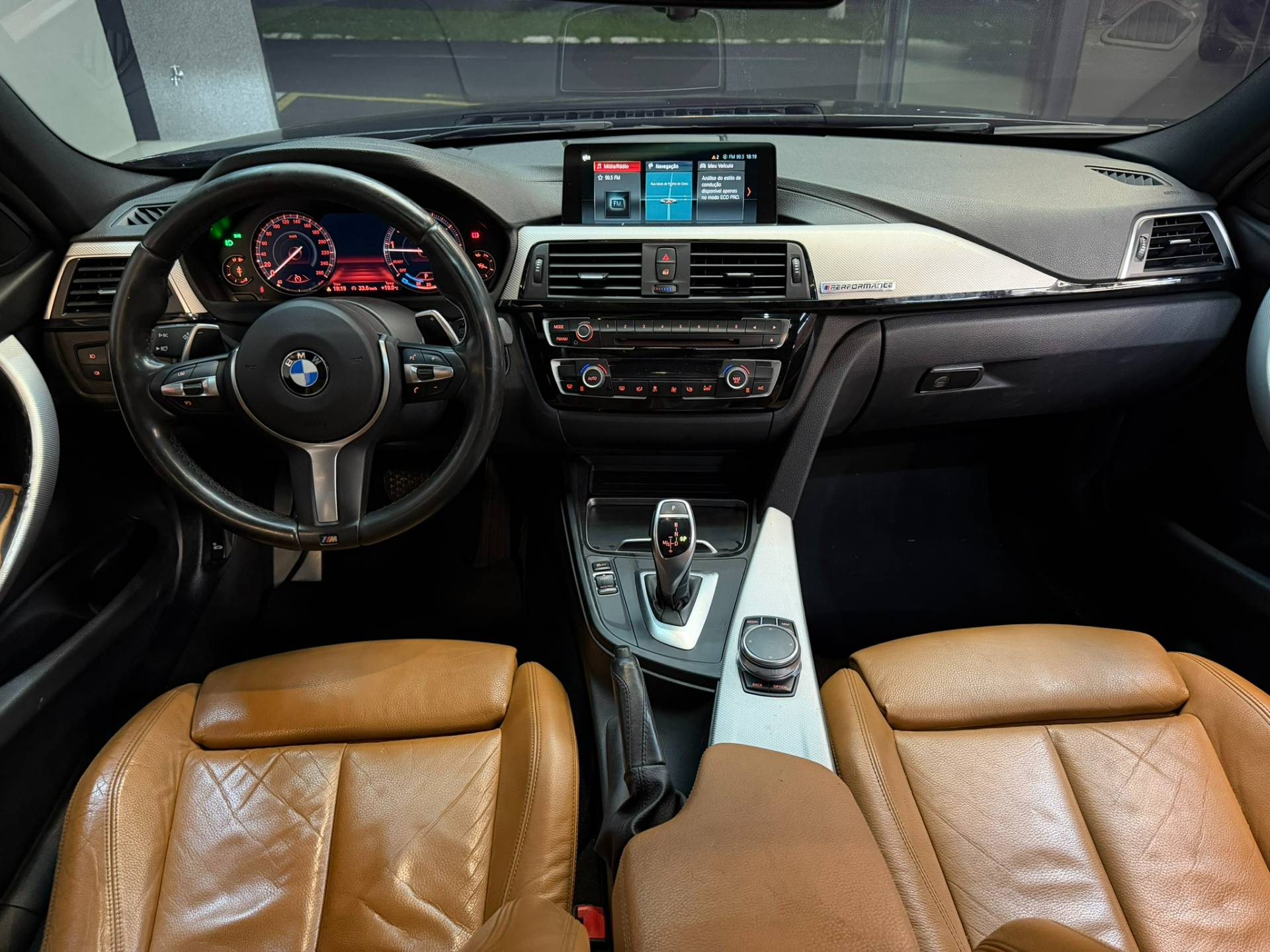 BMW 328i