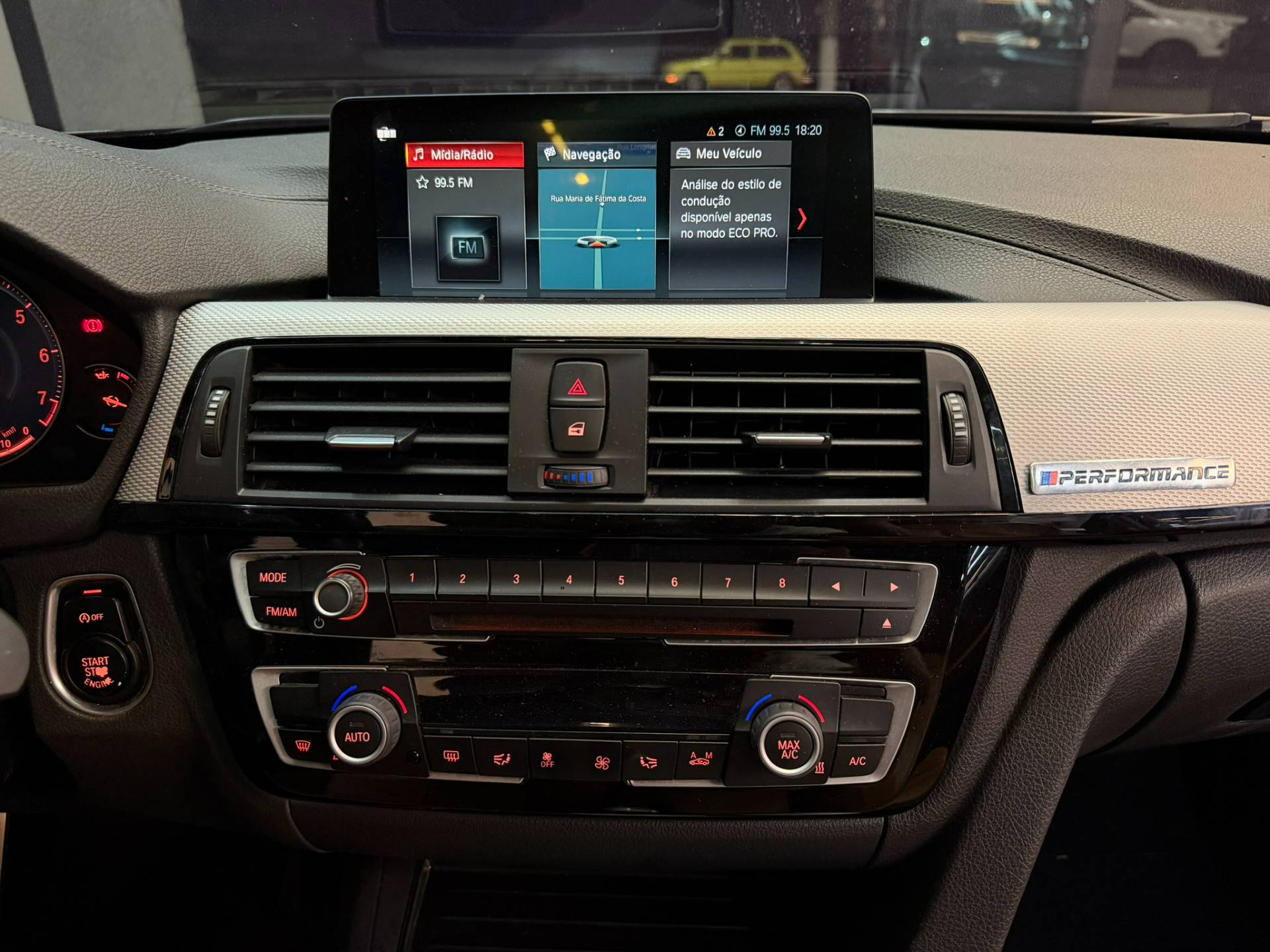 BMW 328i