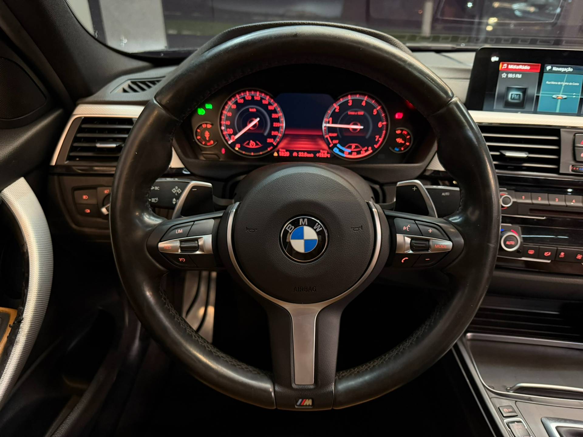 BMW 328i