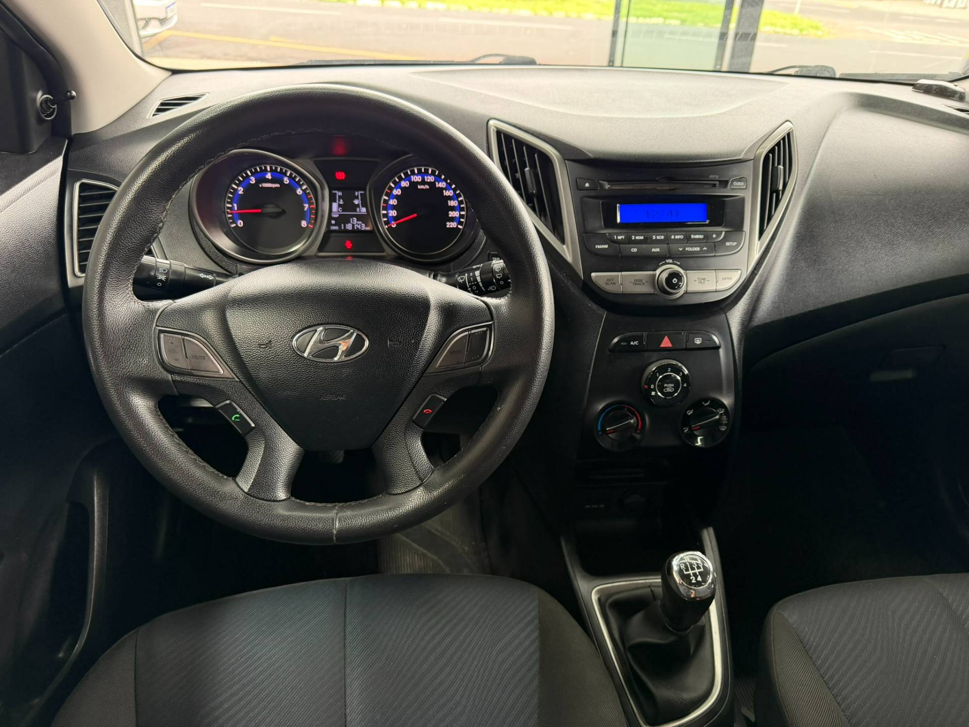 HYUNDAI HB20