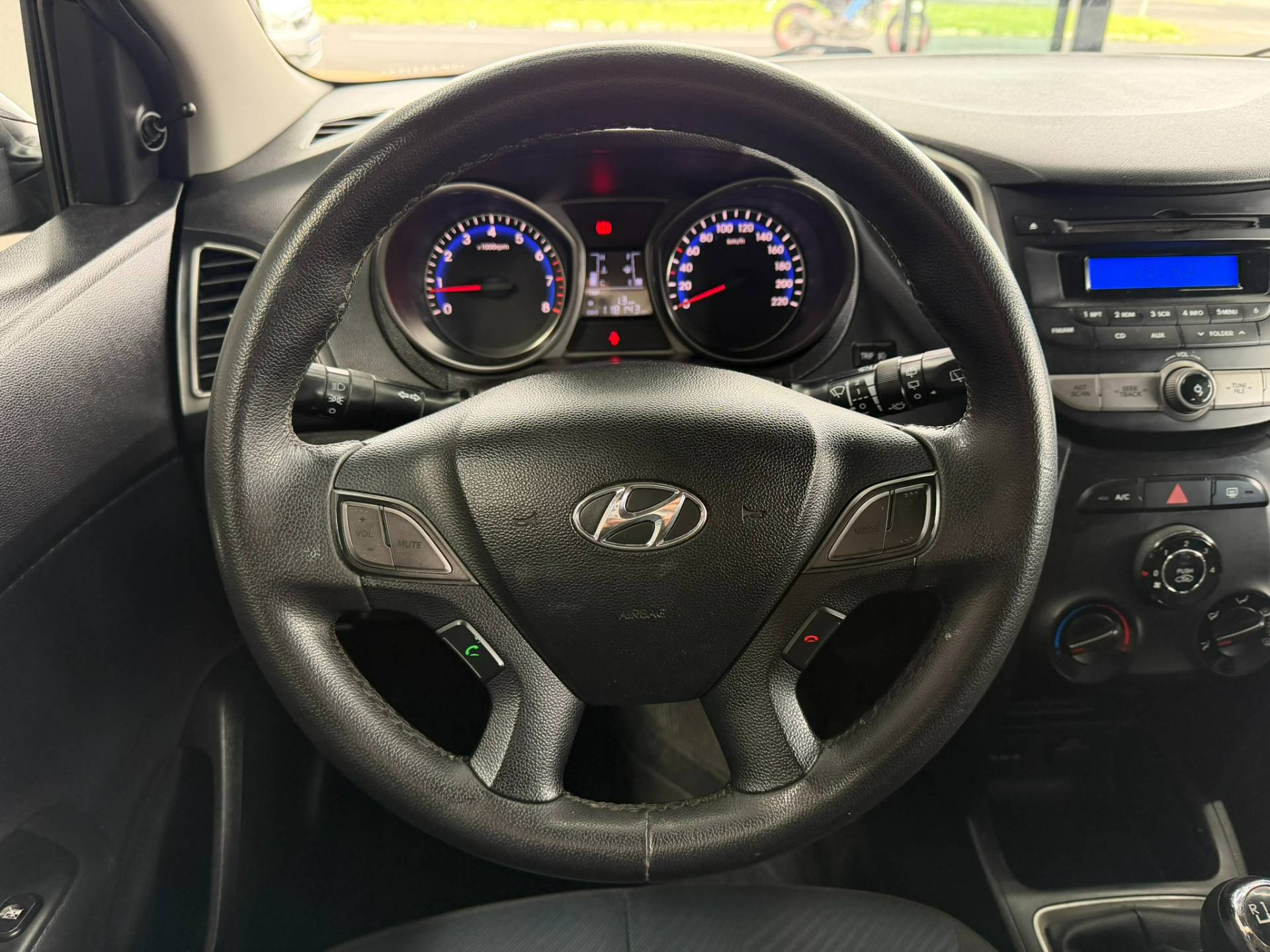 HYUNDAI HB20