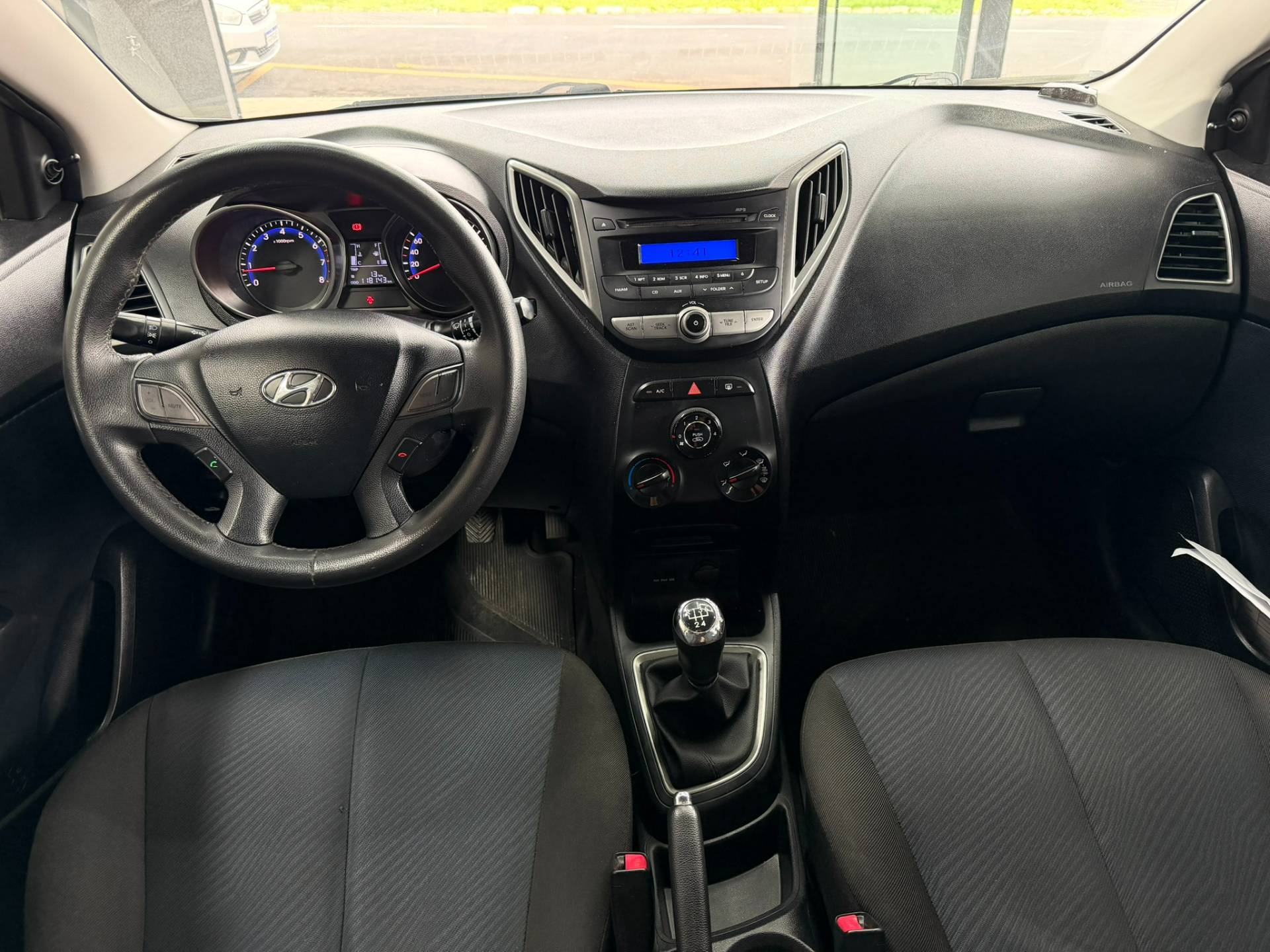 HYUNDAI HB20