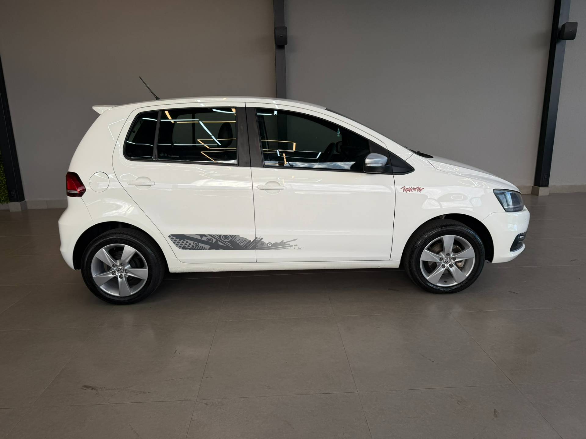 VOLKSWAGEN FOX