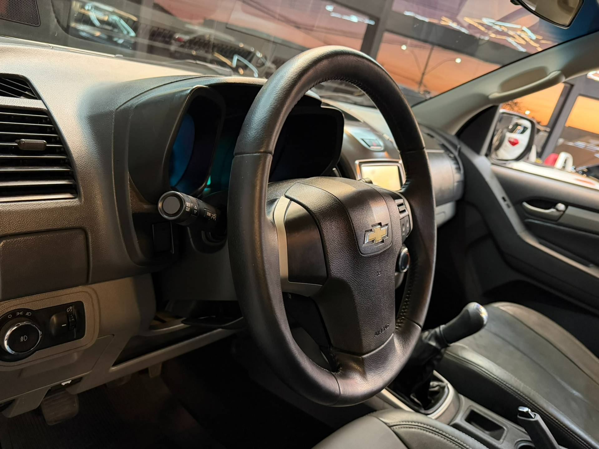 CHEVROLET S10