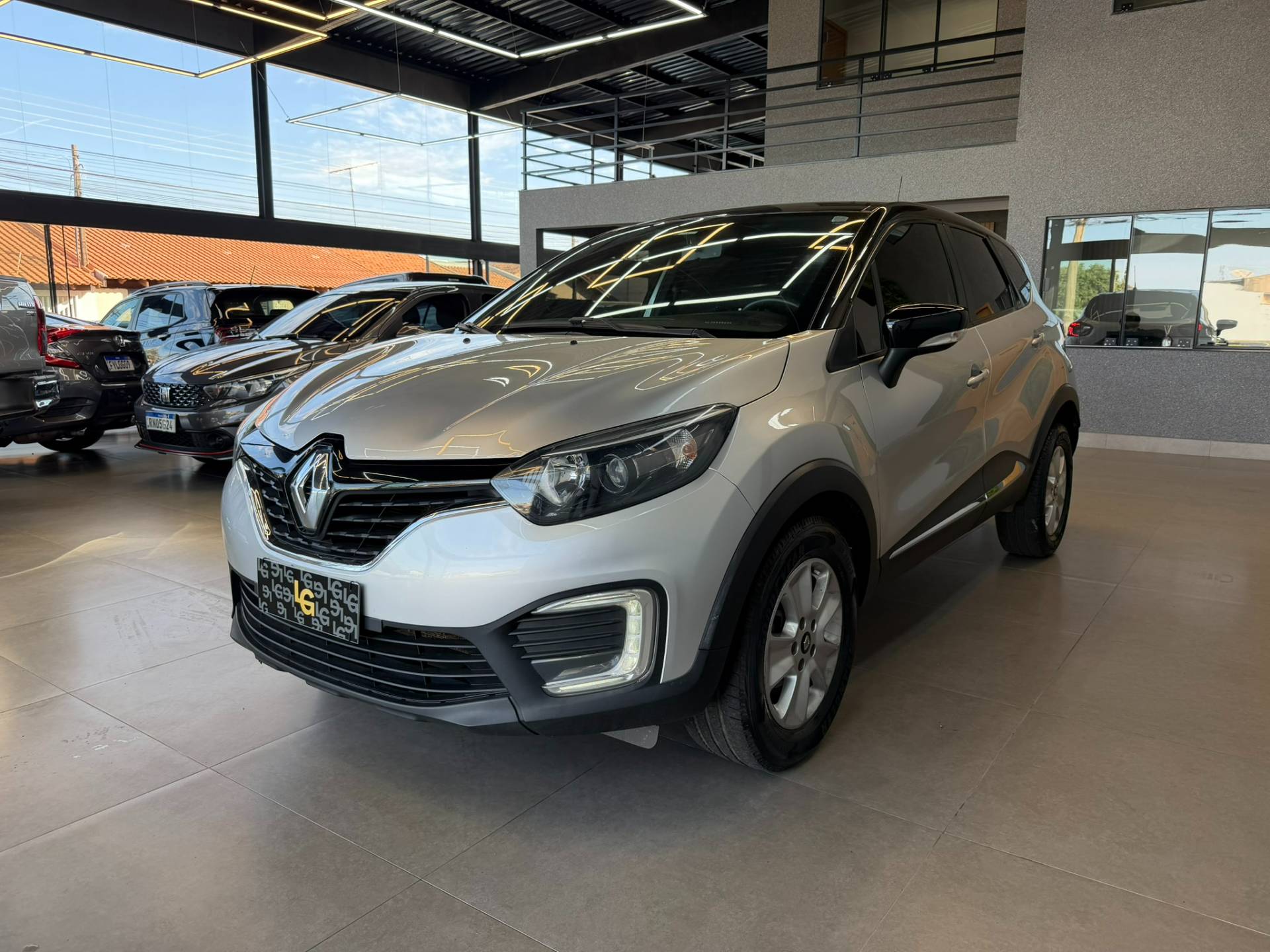 RENAULT CAPTUR