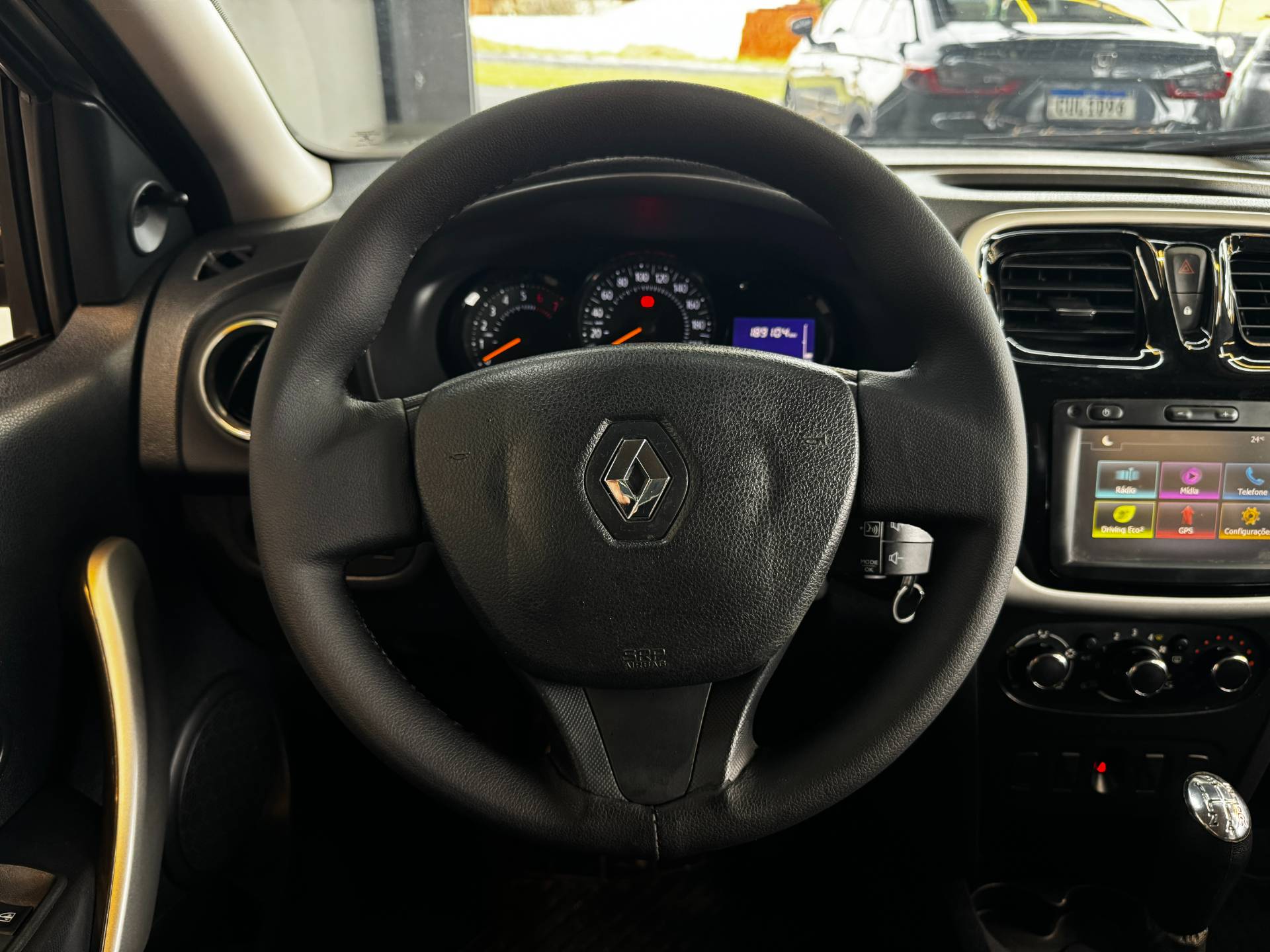 RENAULT SANDERO