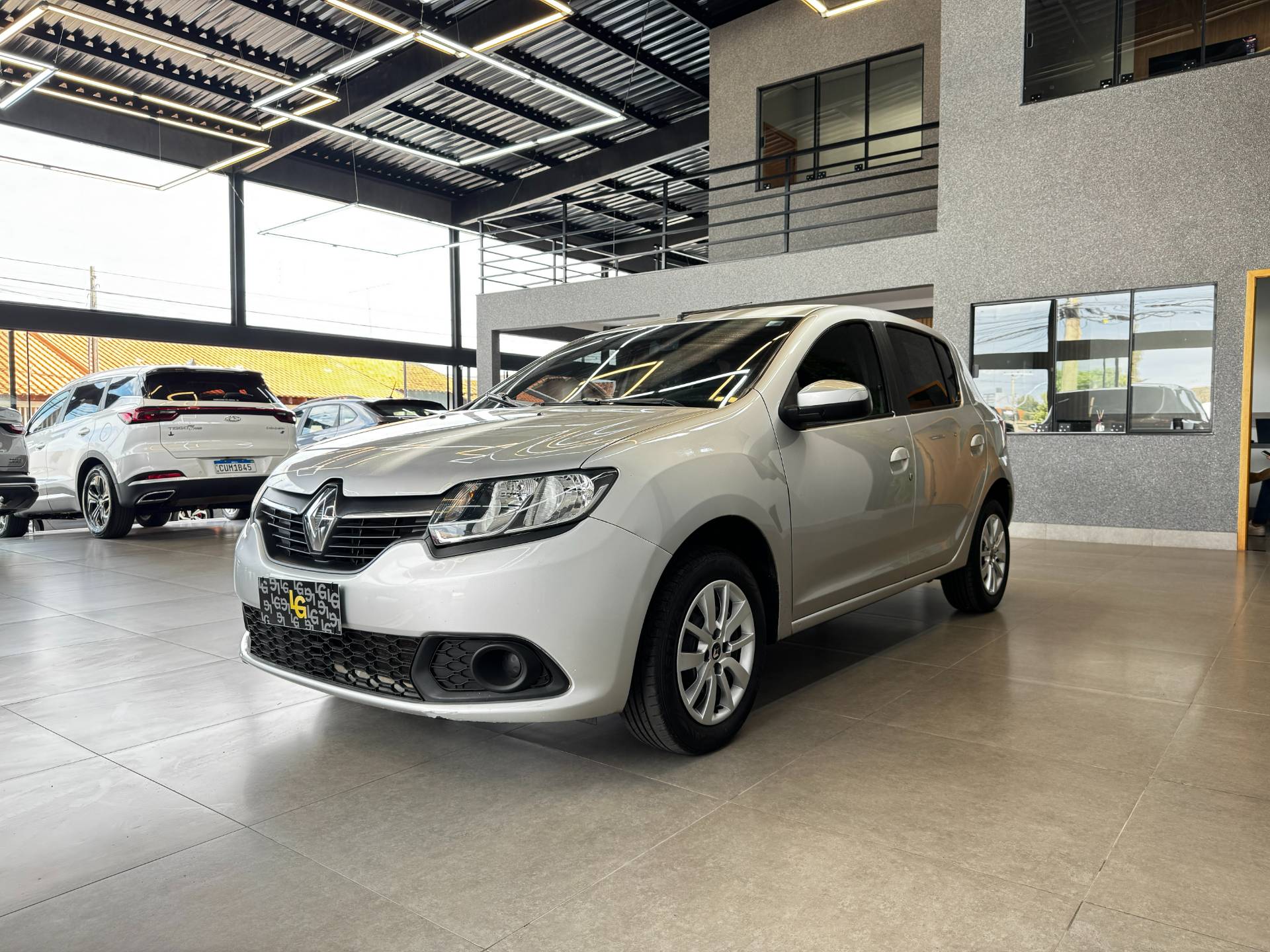 RENAULT SANDERO