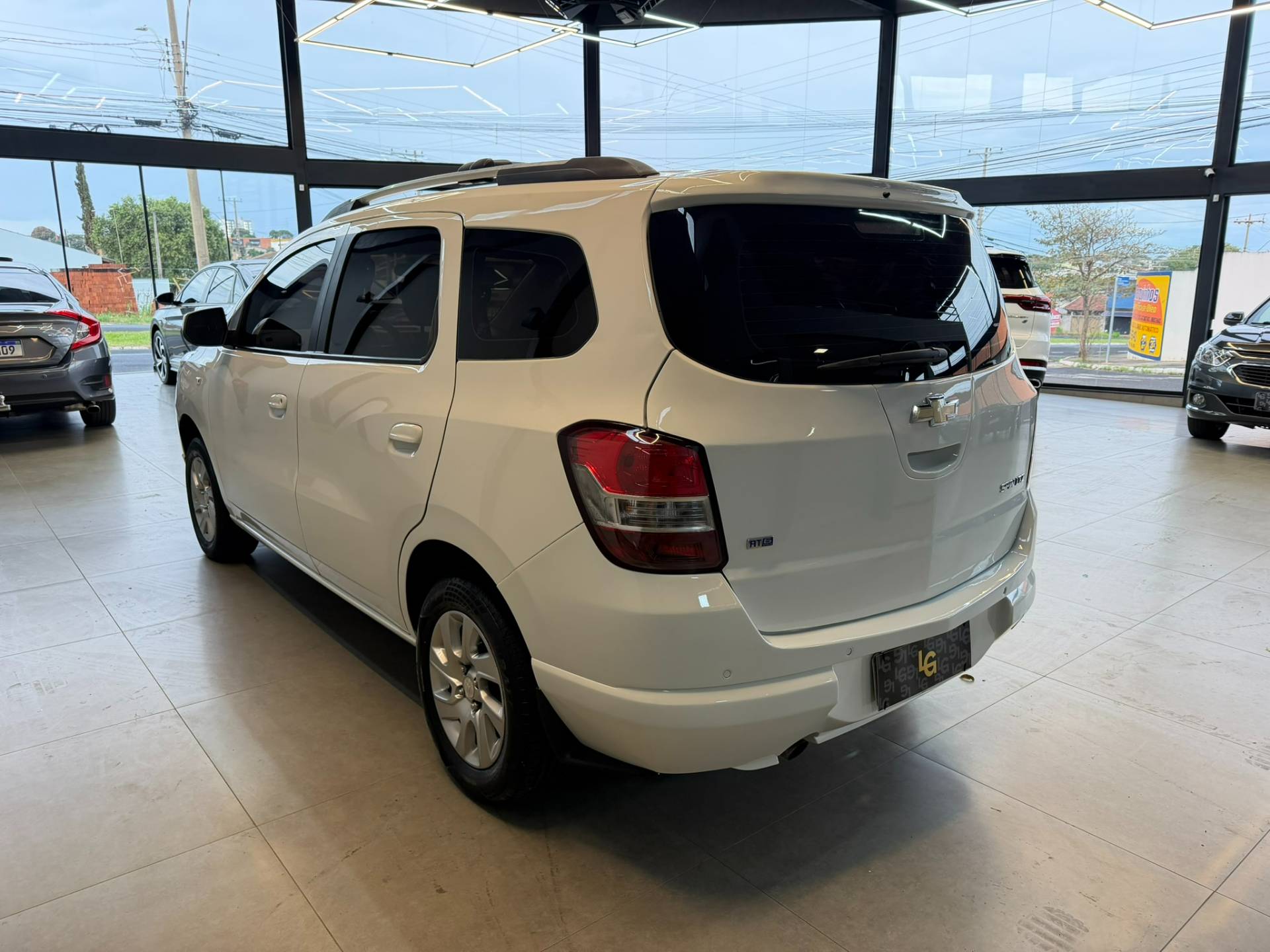 CHEVROLET SPIN
