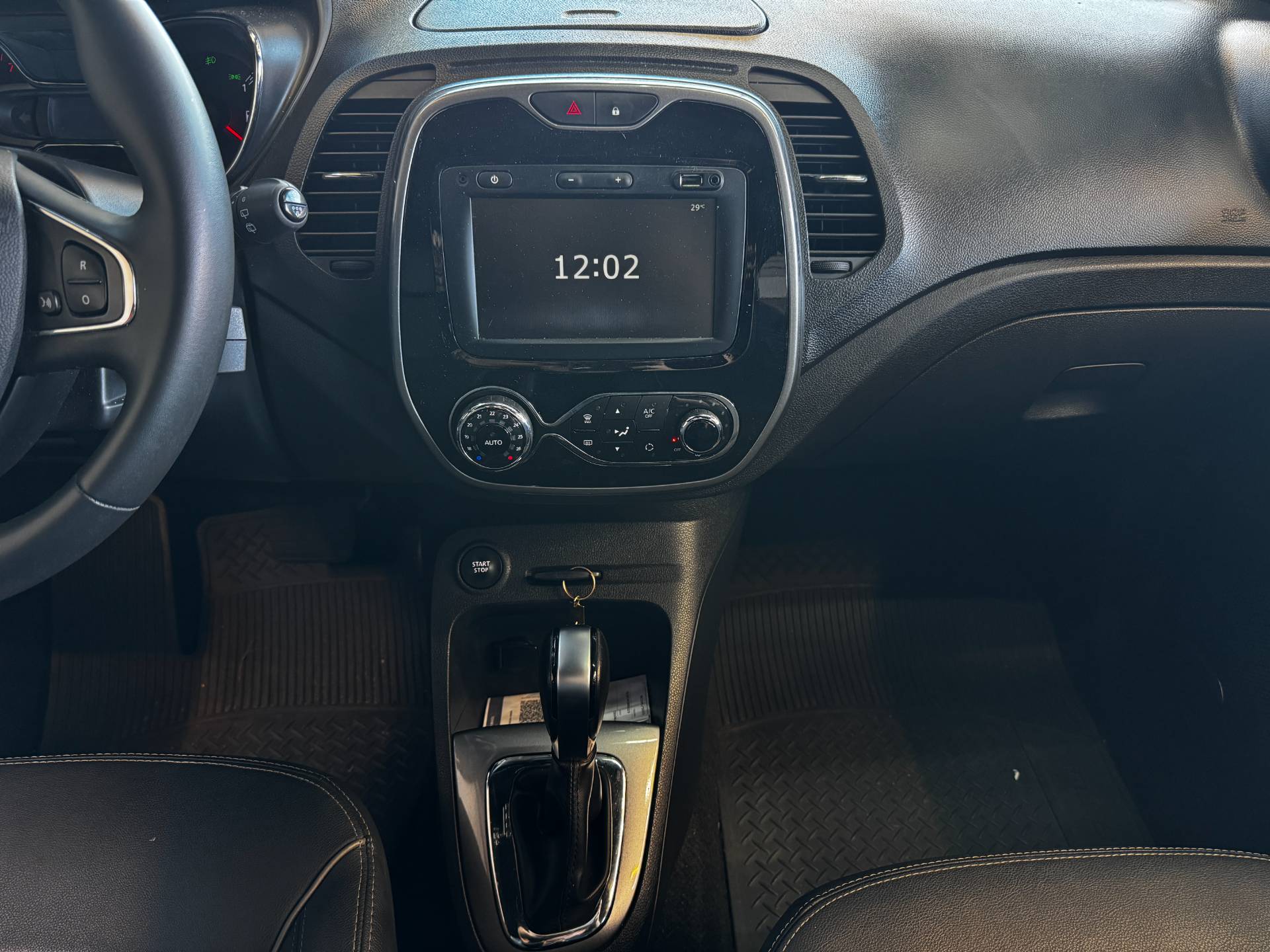 RENAULT CAPTUR