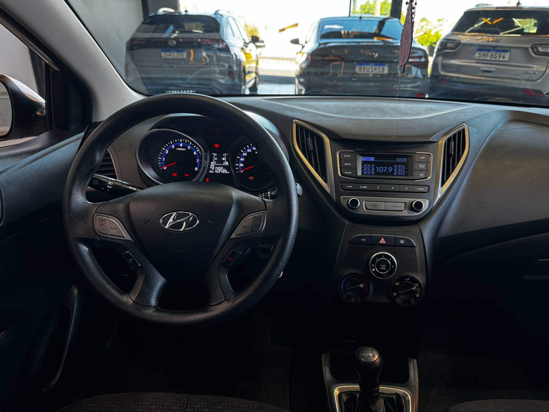 HYUNDAI HB20