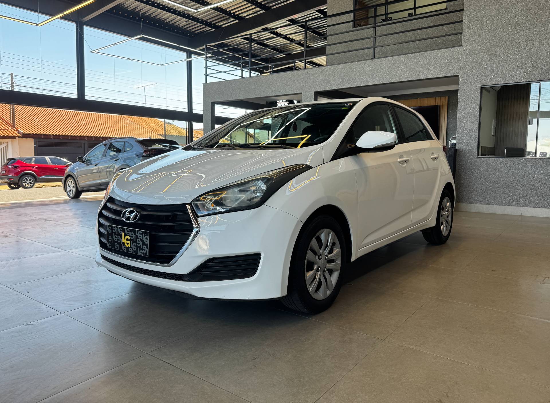HYUNDAI HB20