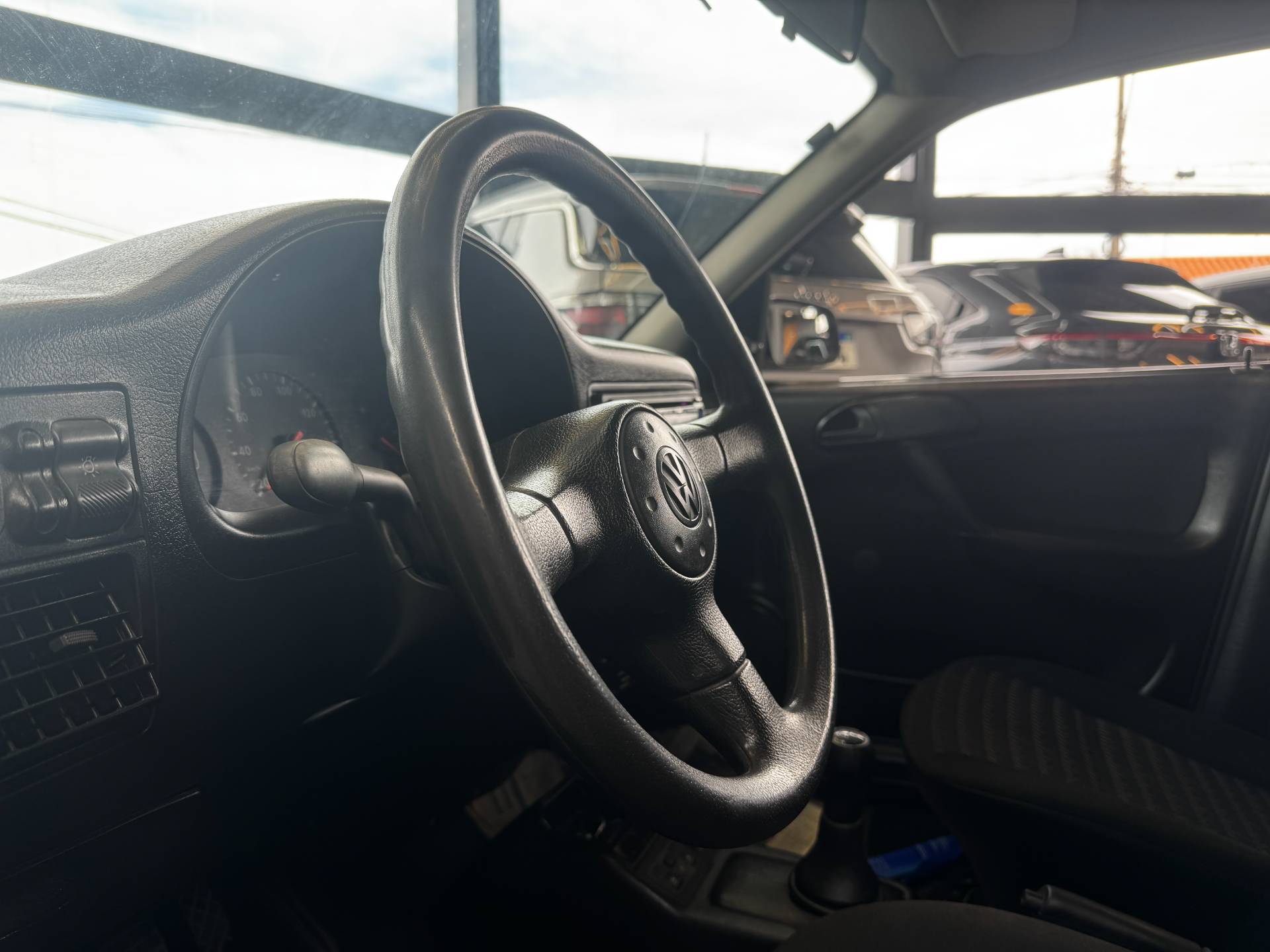 VOLKSWAGEN GOL