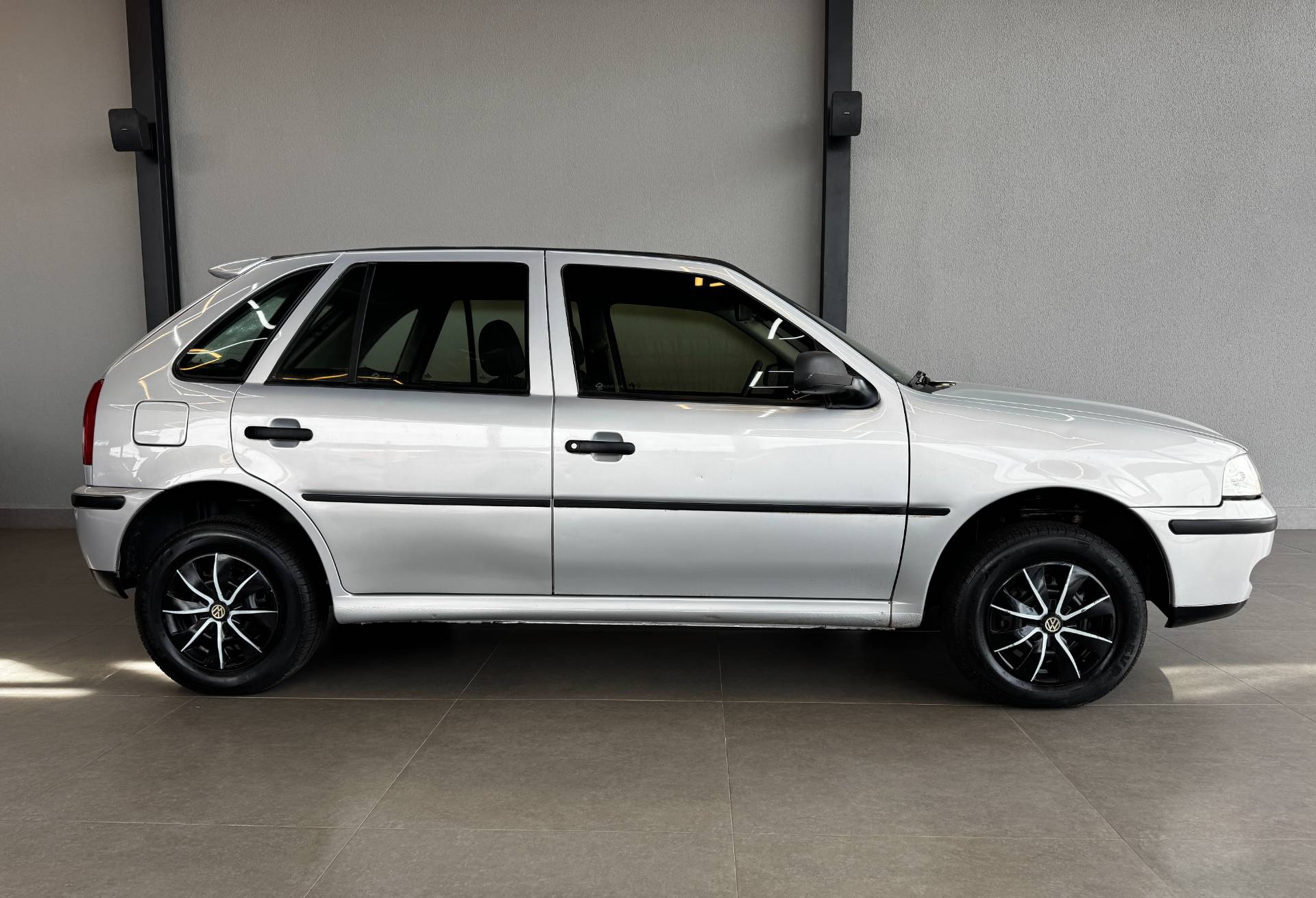 VOLKSWAGEN GOL