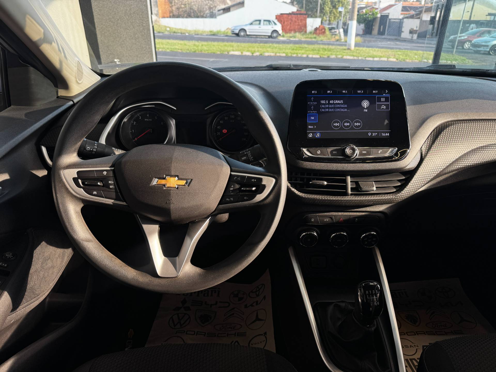 CHEVROLET ONIX