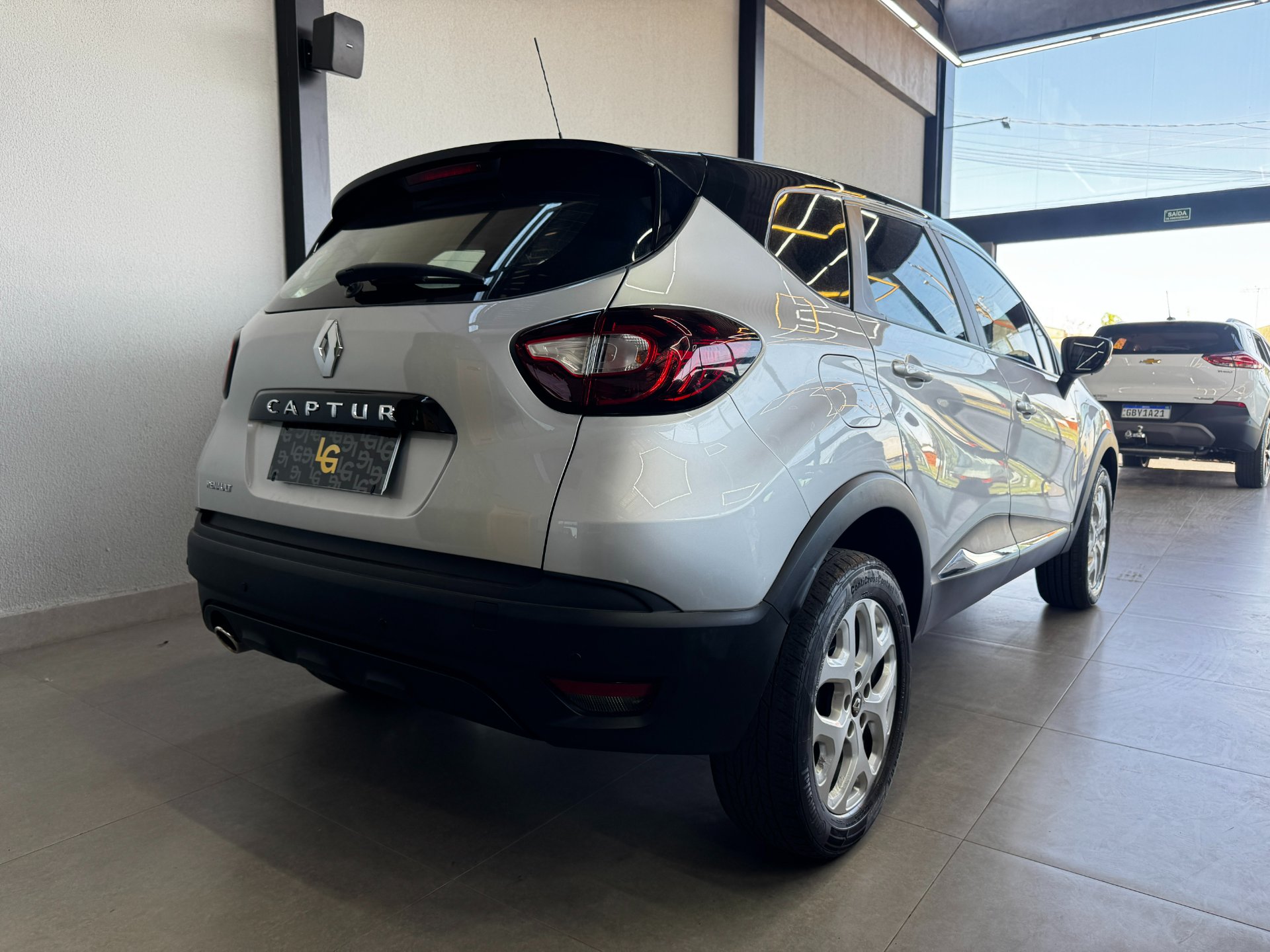 RENAULT CAPTUR
