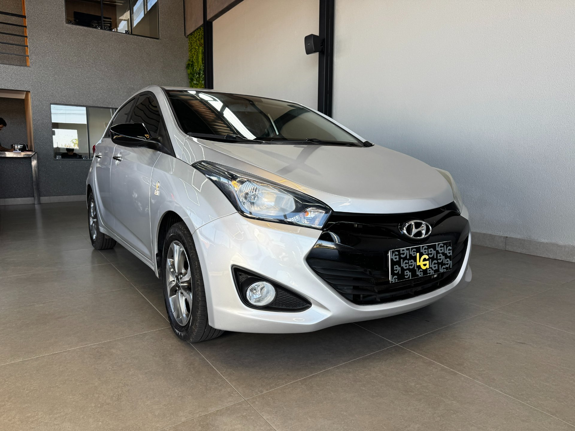 HYUNDAI HB20