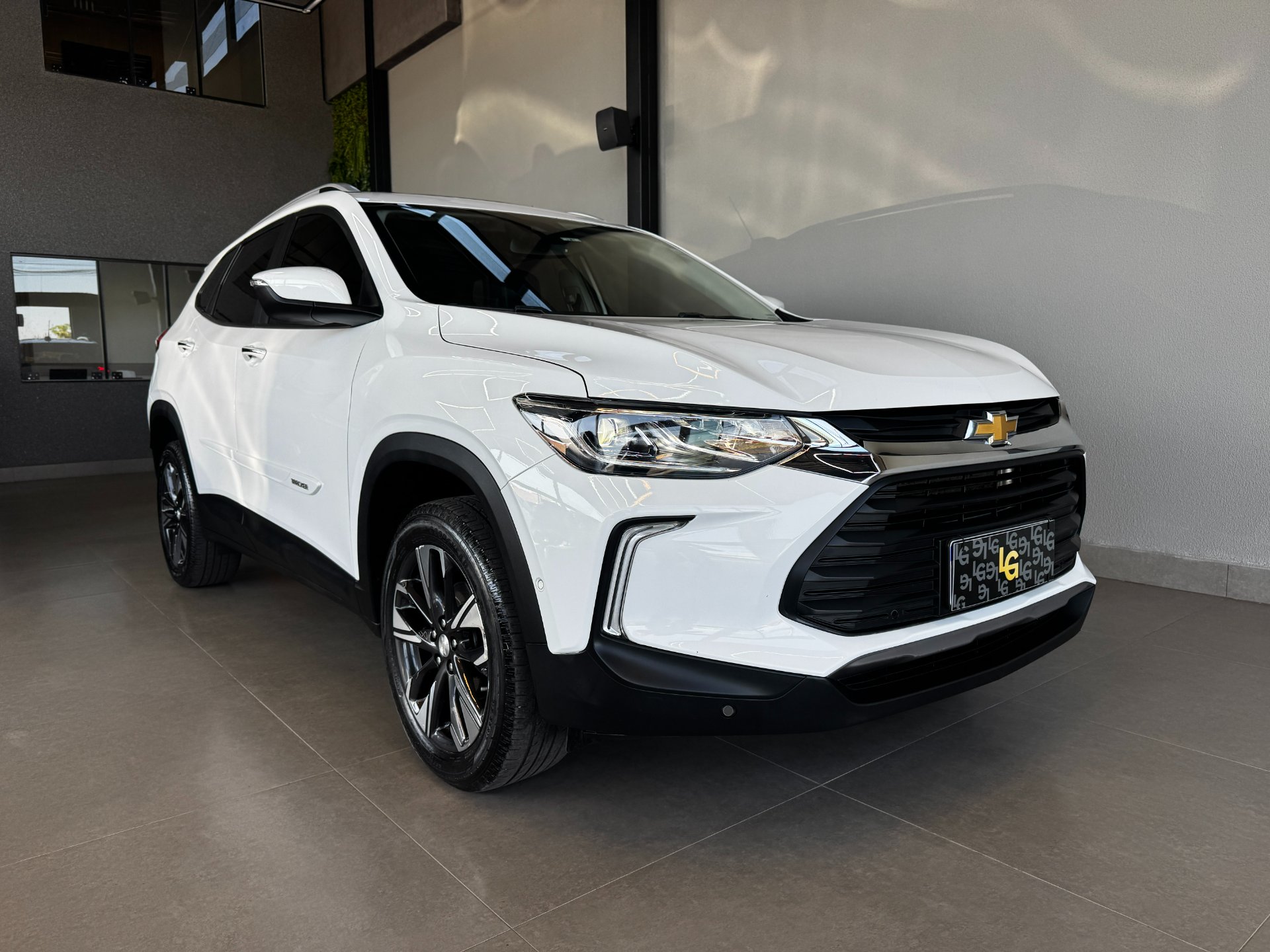 CHEVROLET TRACKER