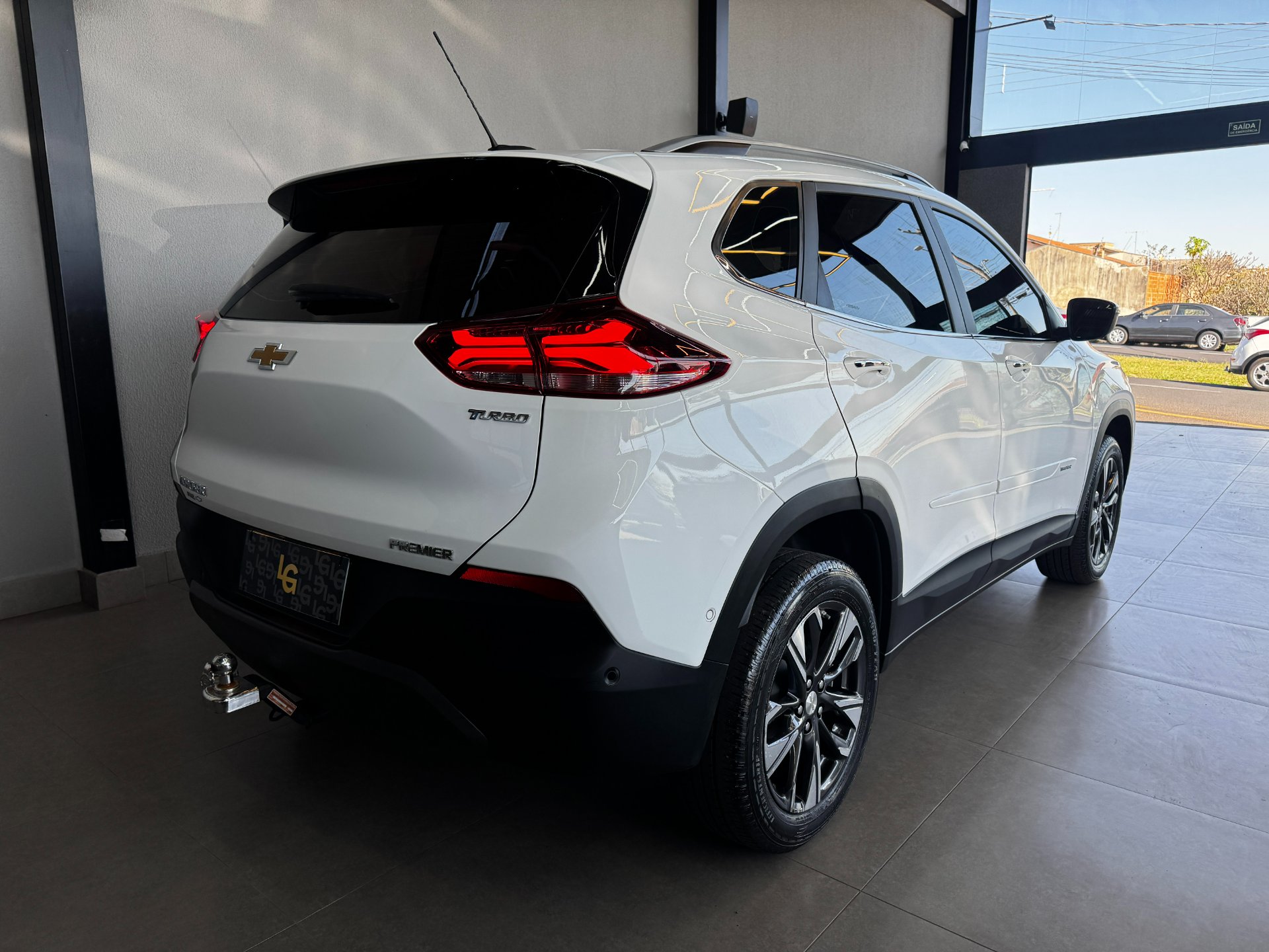 CHEVROLET TRACKER
