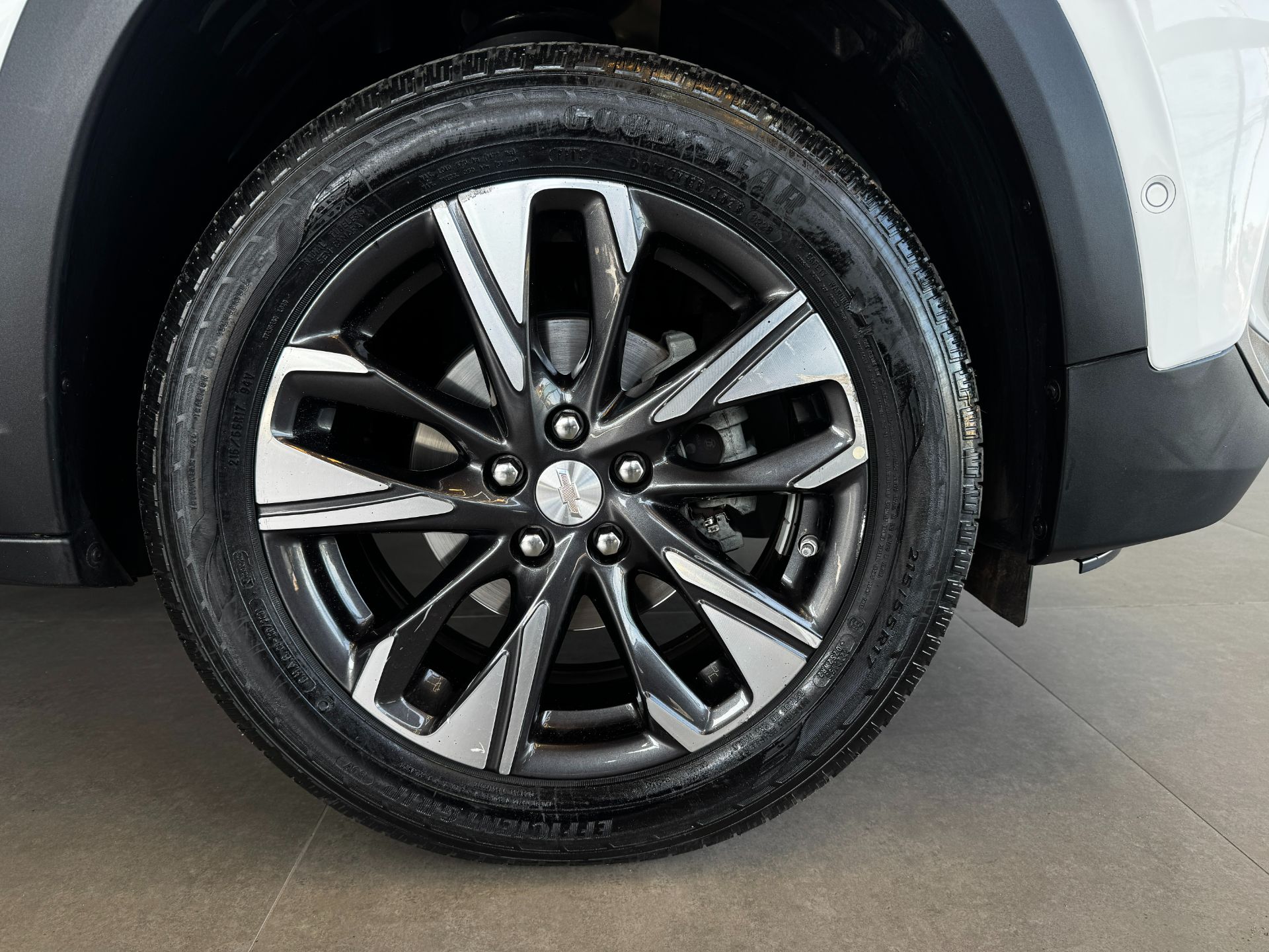 CHEVROLET TRACKER