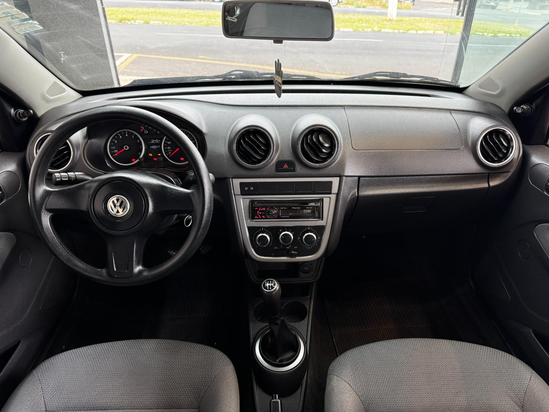 VOLKSWAGEN GOL