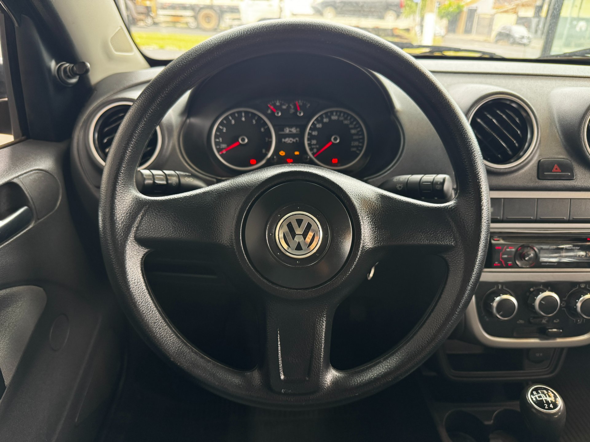 VOLKSWAGEN GOL