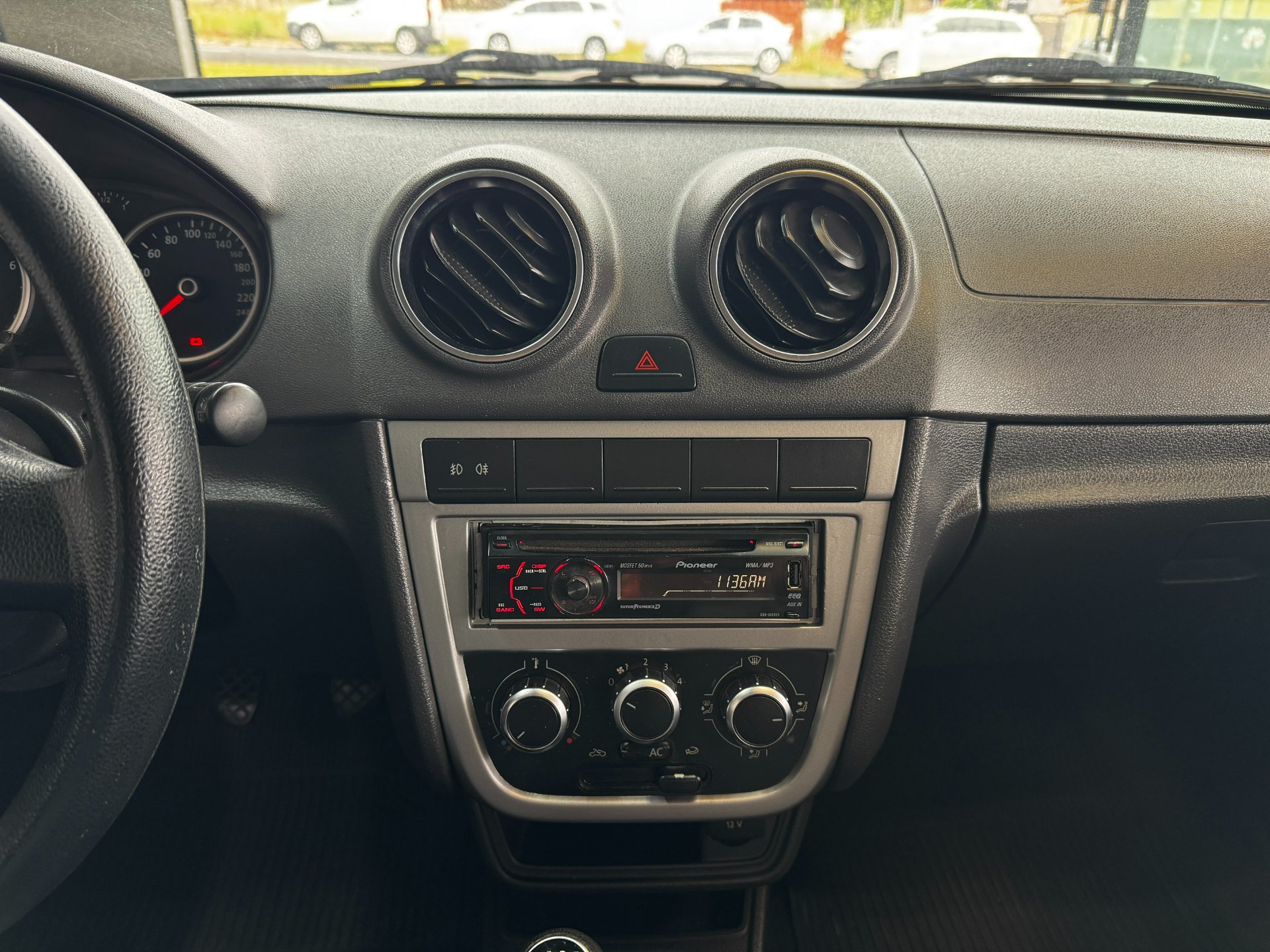 VOLKSWAGEN GOL