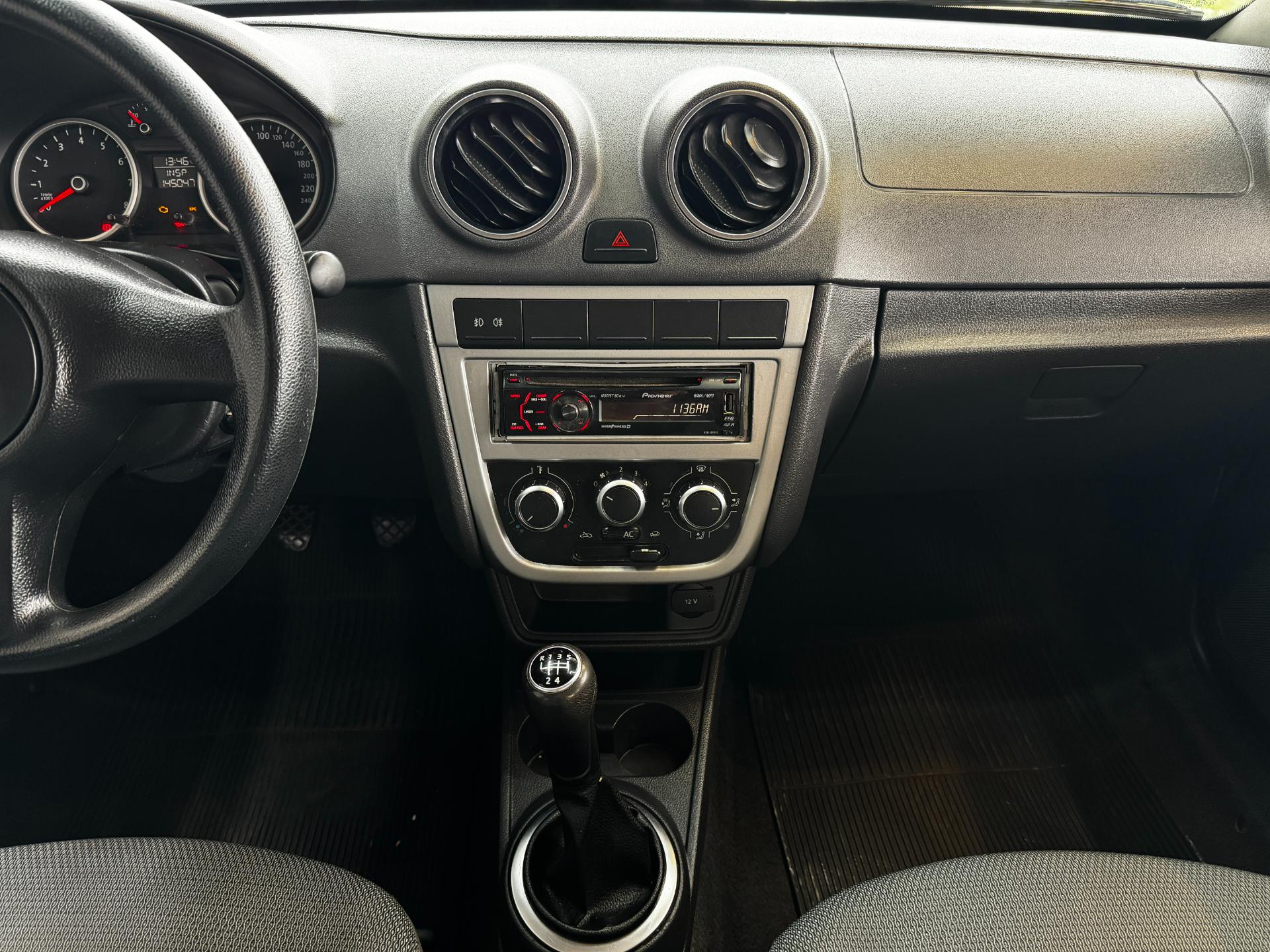 VOLKSWAGEN GOL