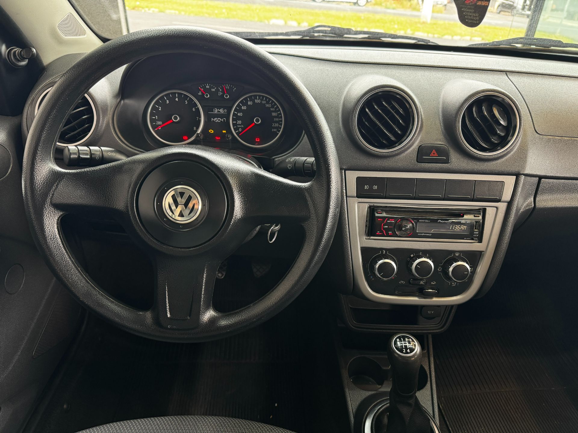 VOLKSWAGEN GOL