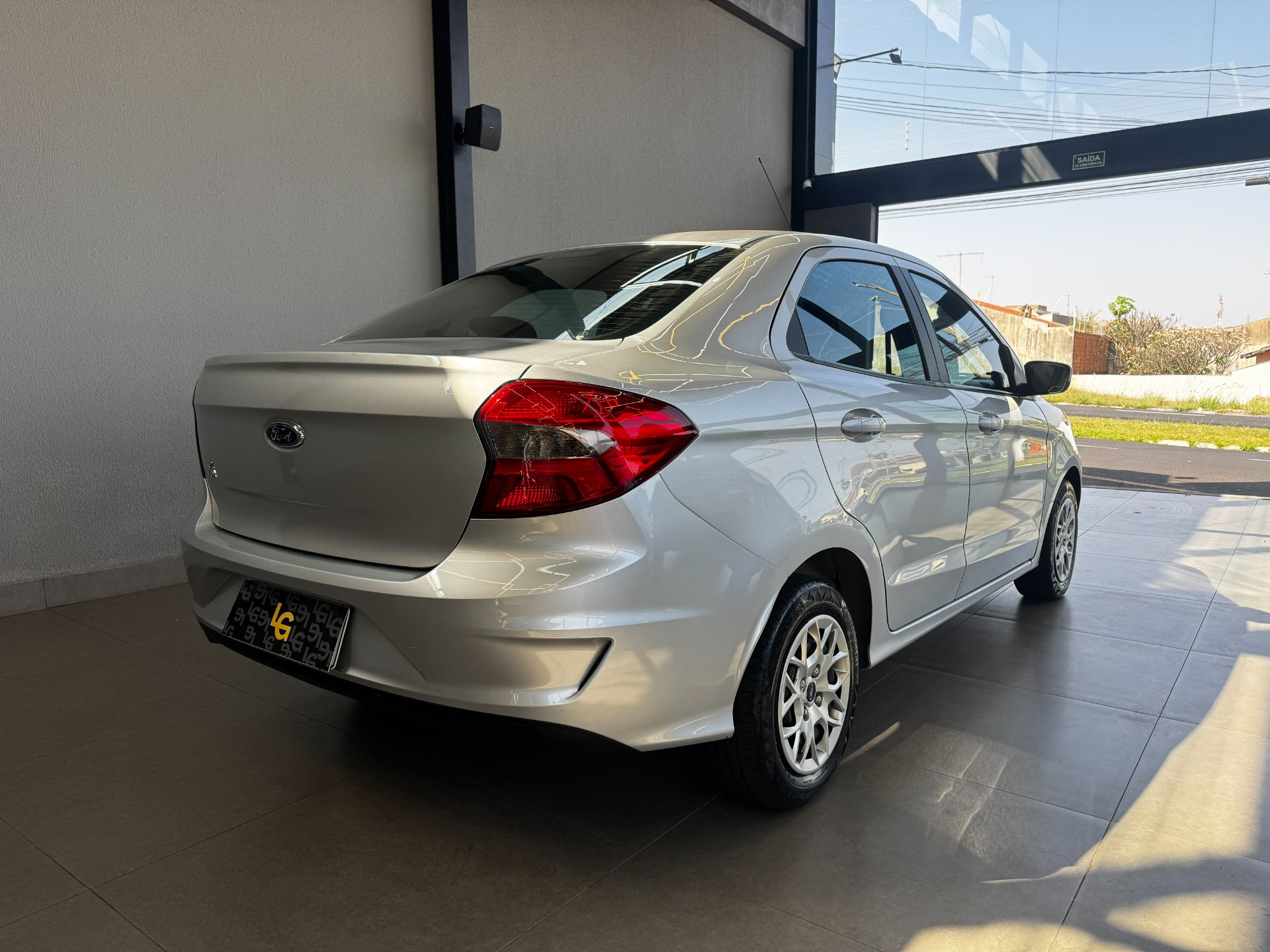 FORD KA