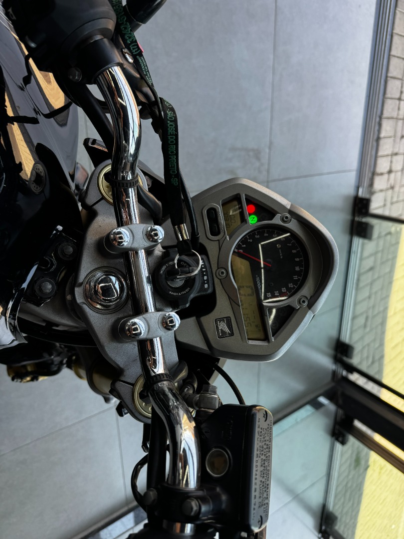 HONDA CB 600F HORNET