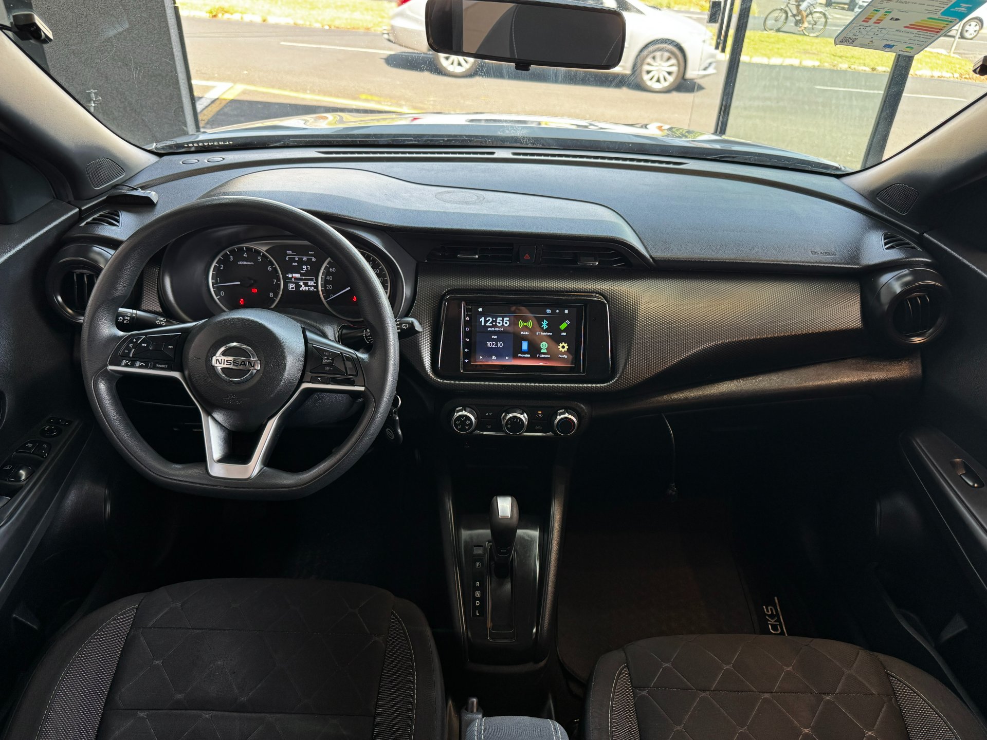 NISSAN KICKS