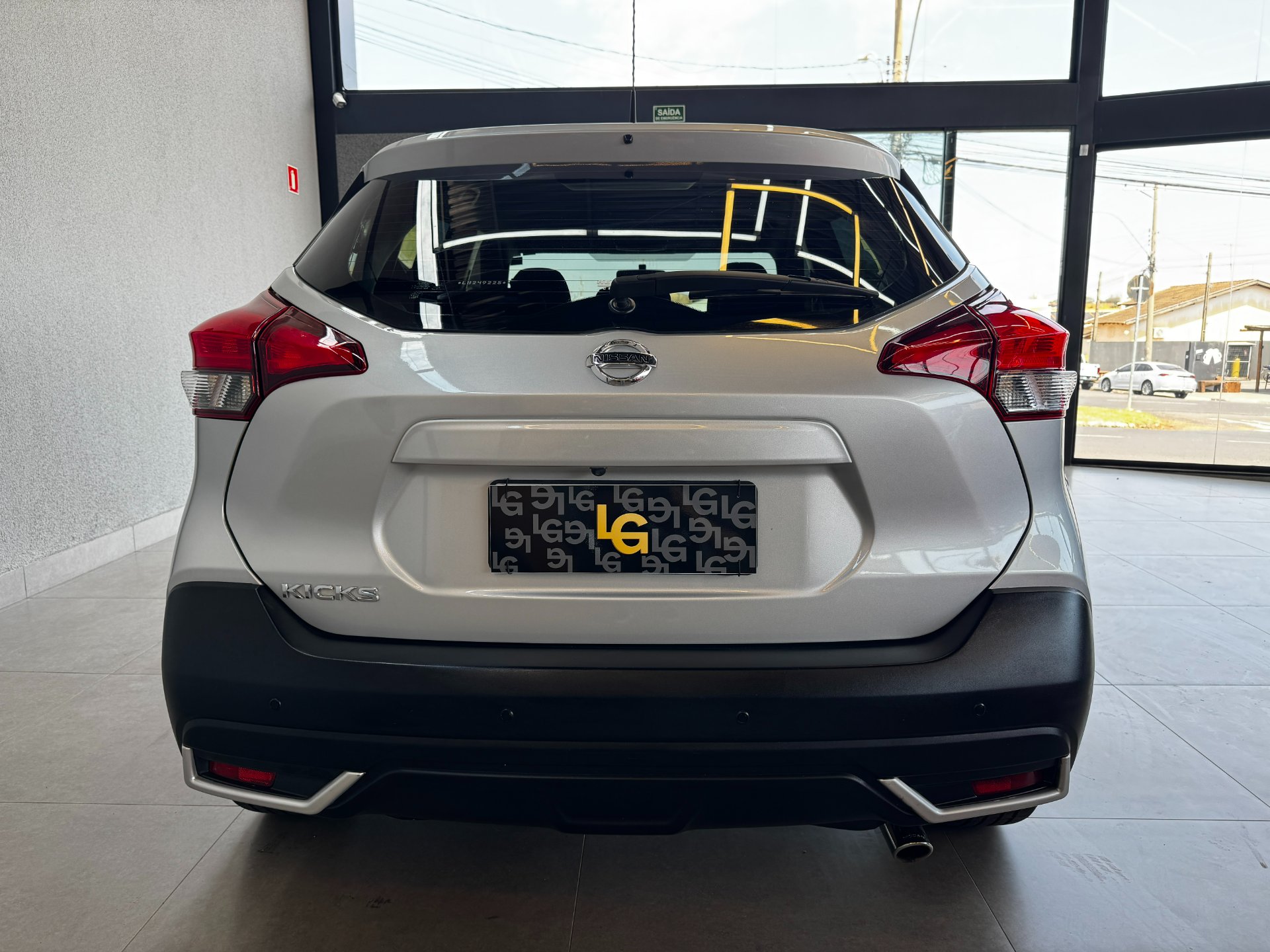 NISSAN KICKS