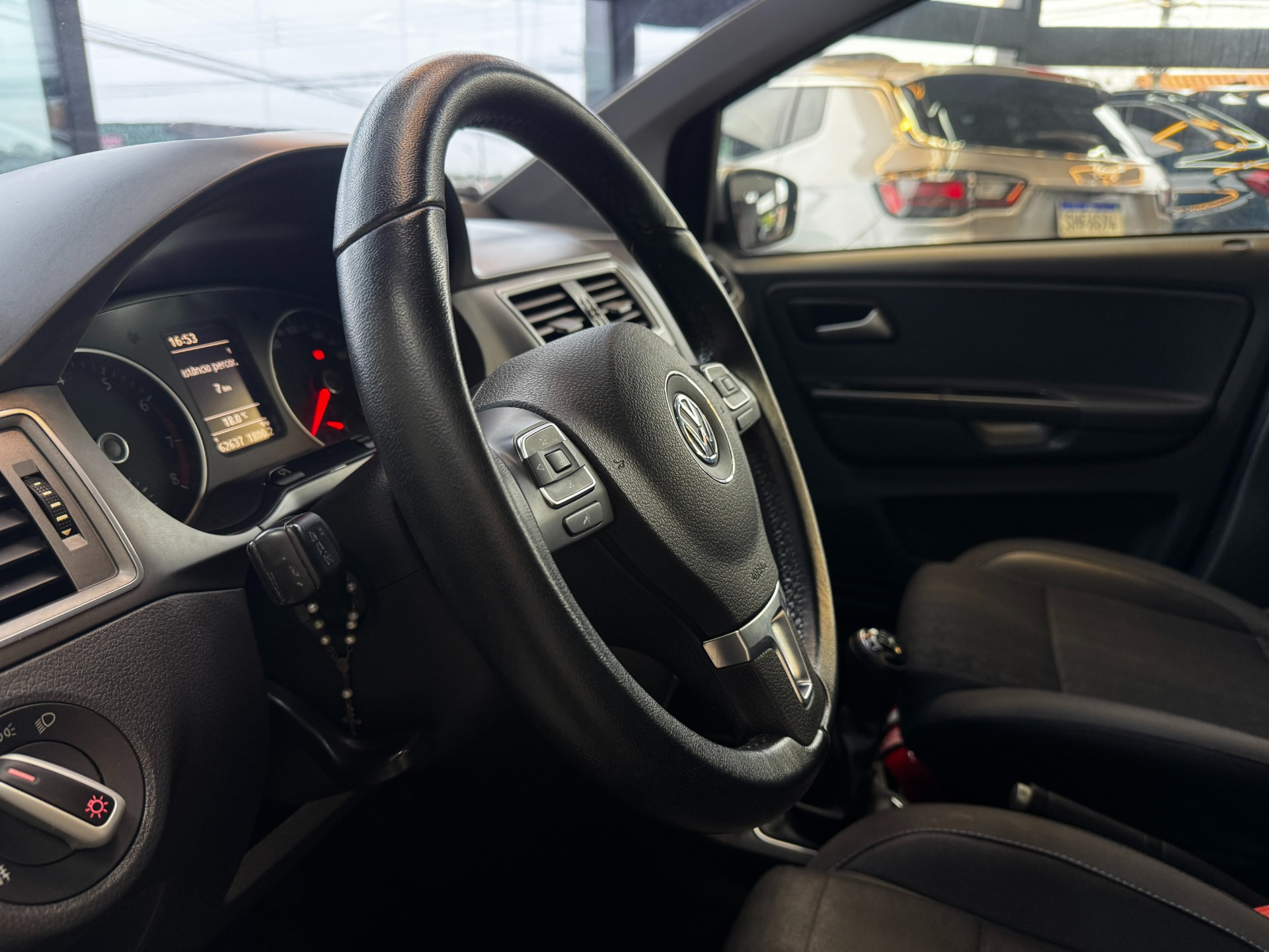 VOLKSWAGEN FOX