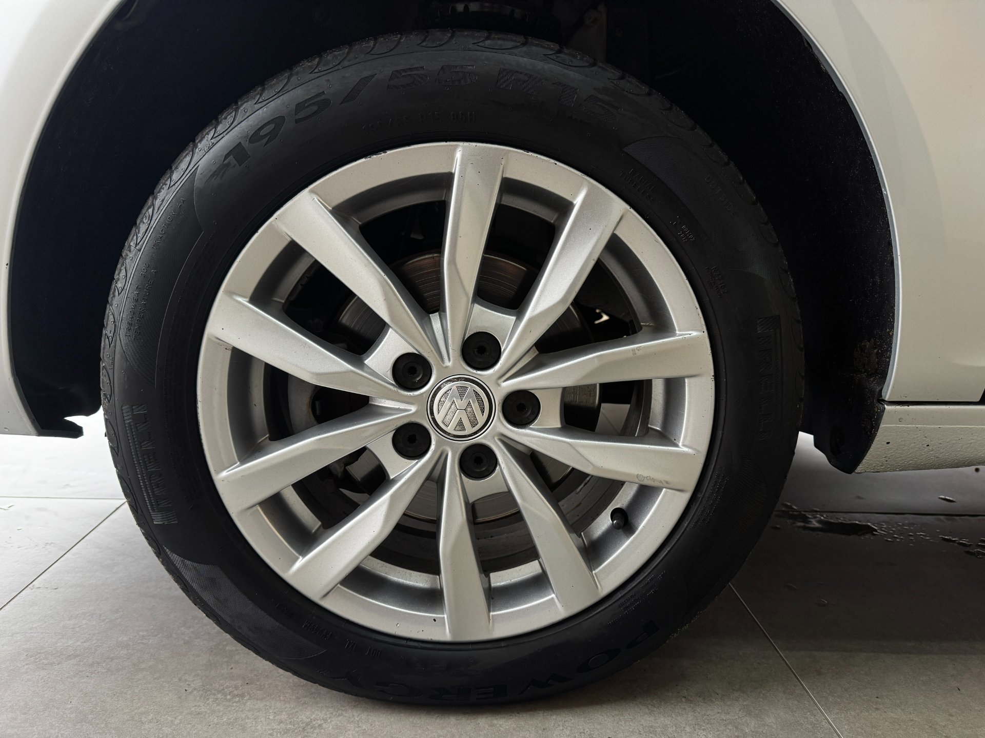 VOLKSWAGEN FOX