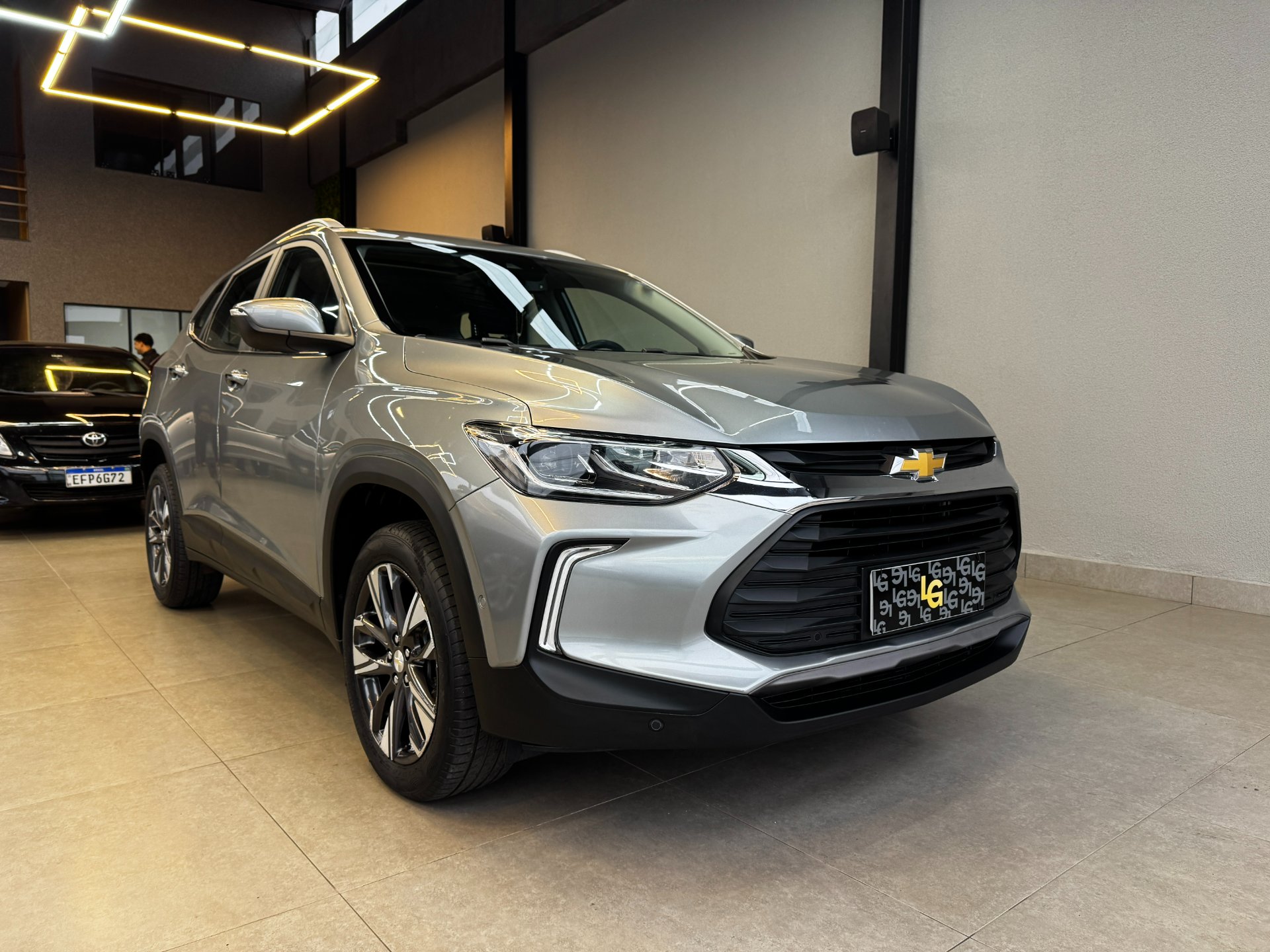 CHEVROLET TRACKER