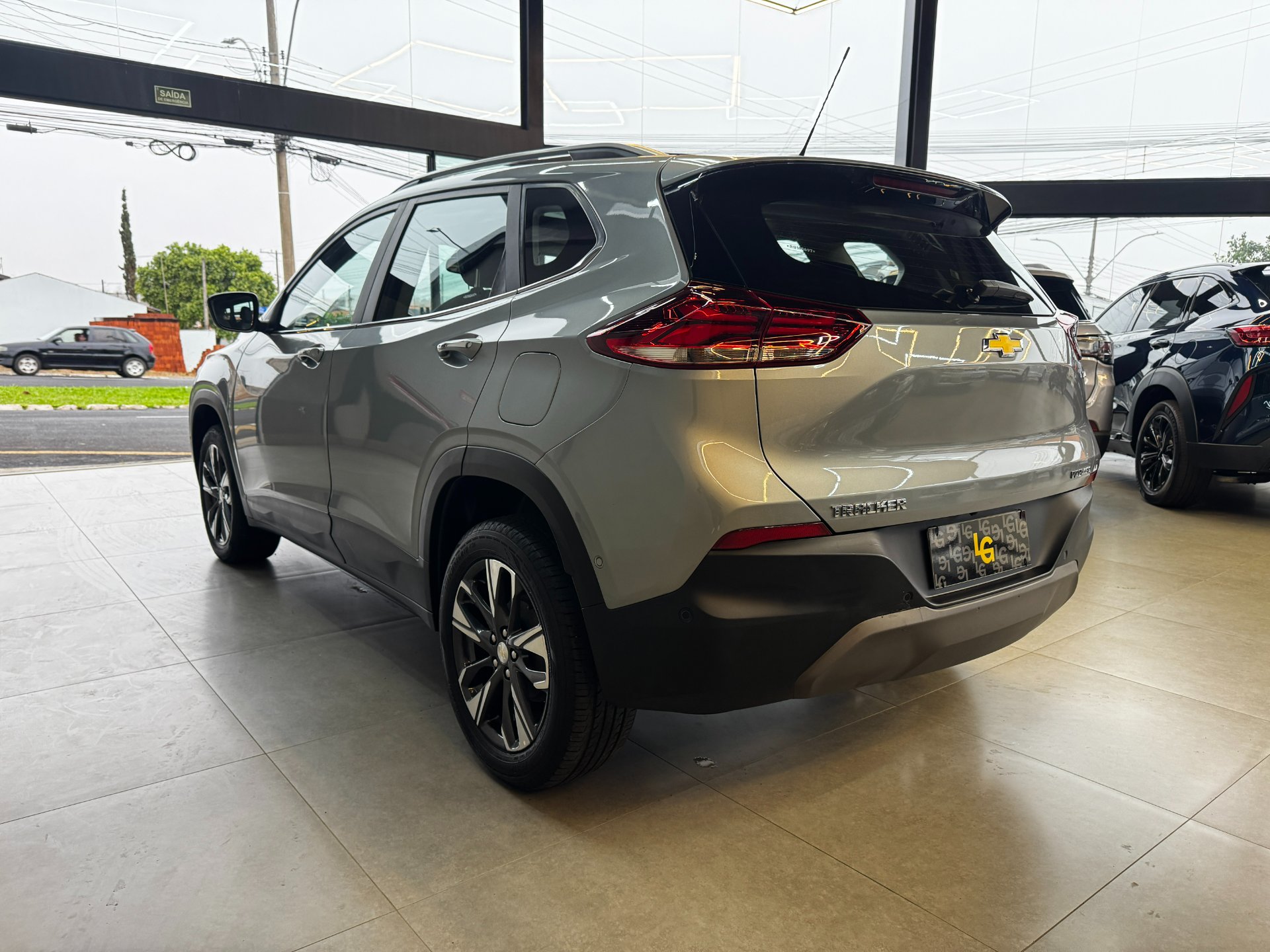 CHEVROLET TRACKER