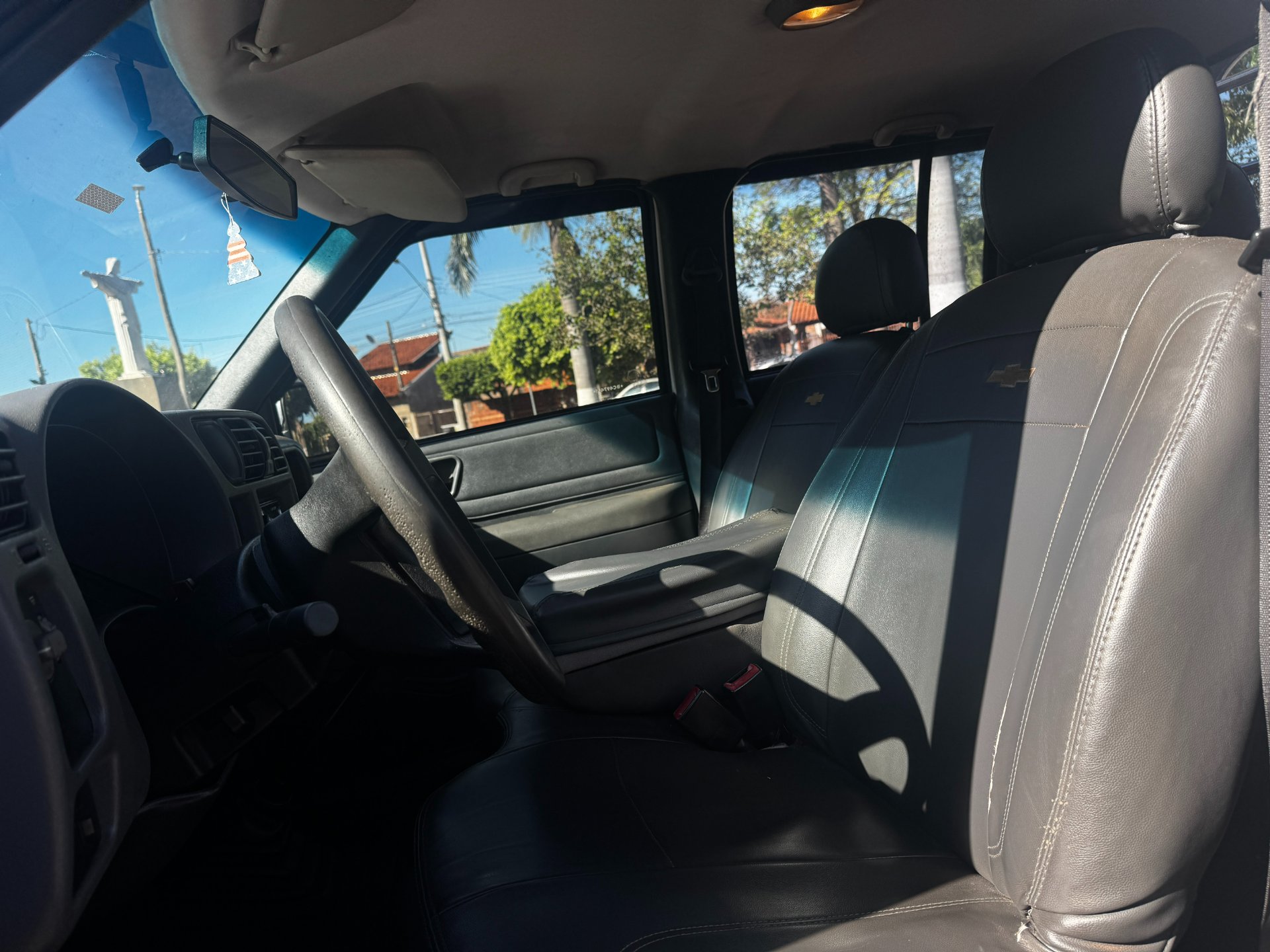 CHEVROLET S10