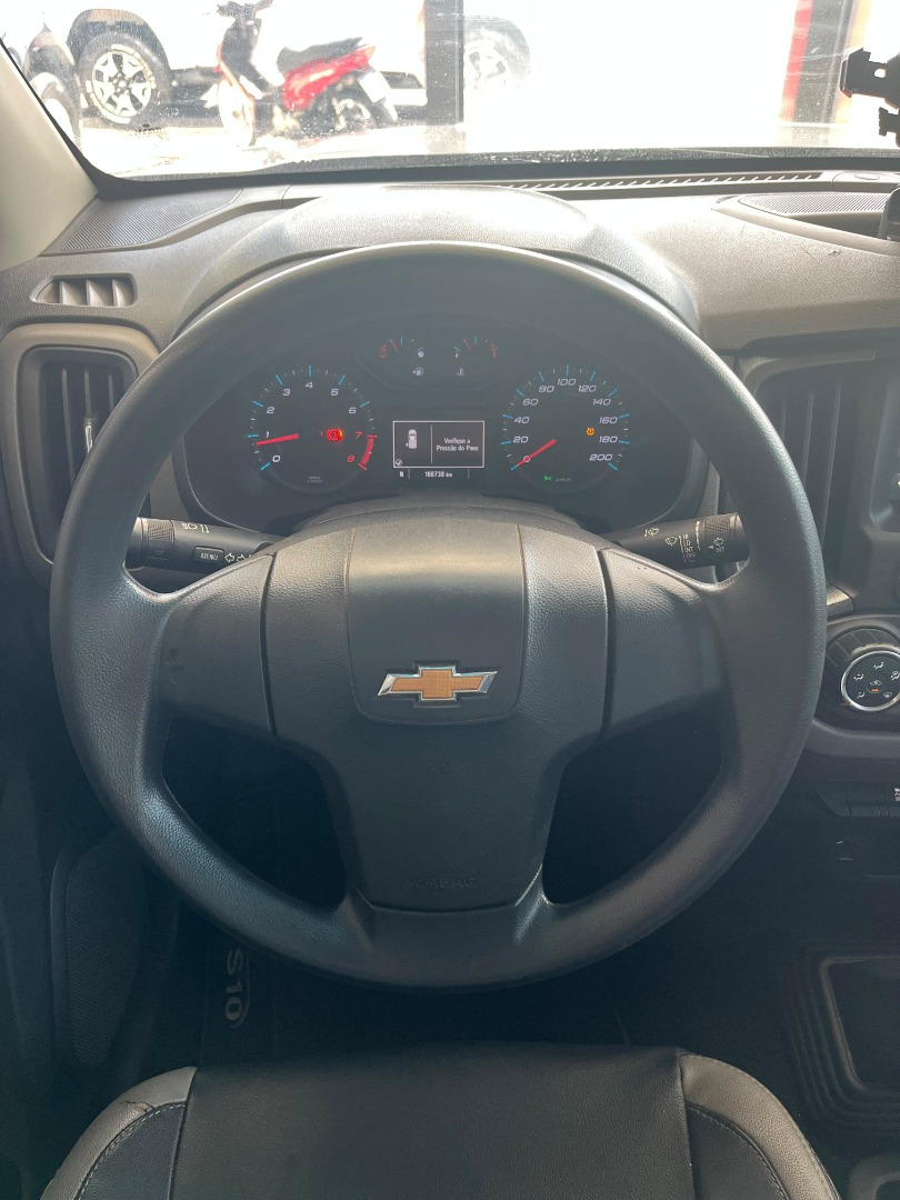 CHEVROLET S10