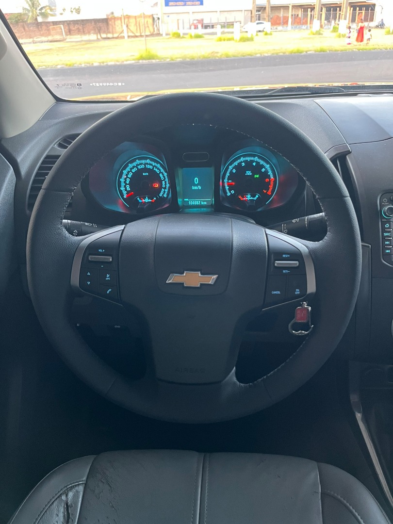 CHEVROLET S10