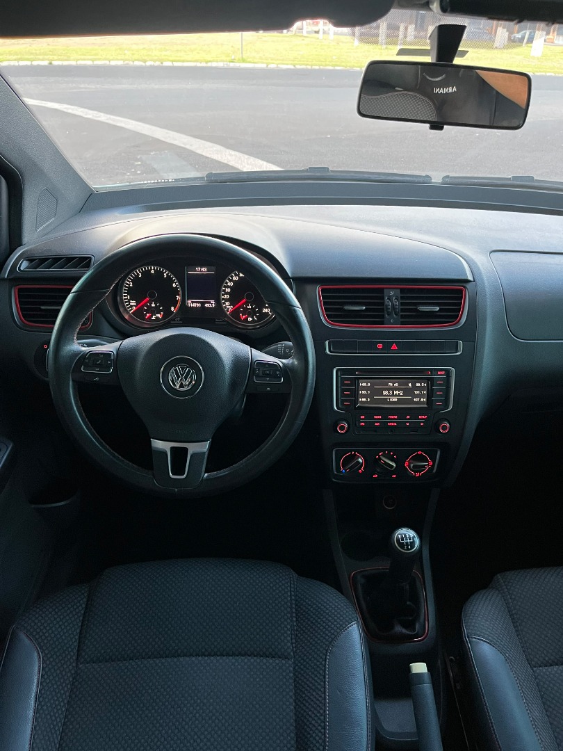 VOLKSWAGEN FOX