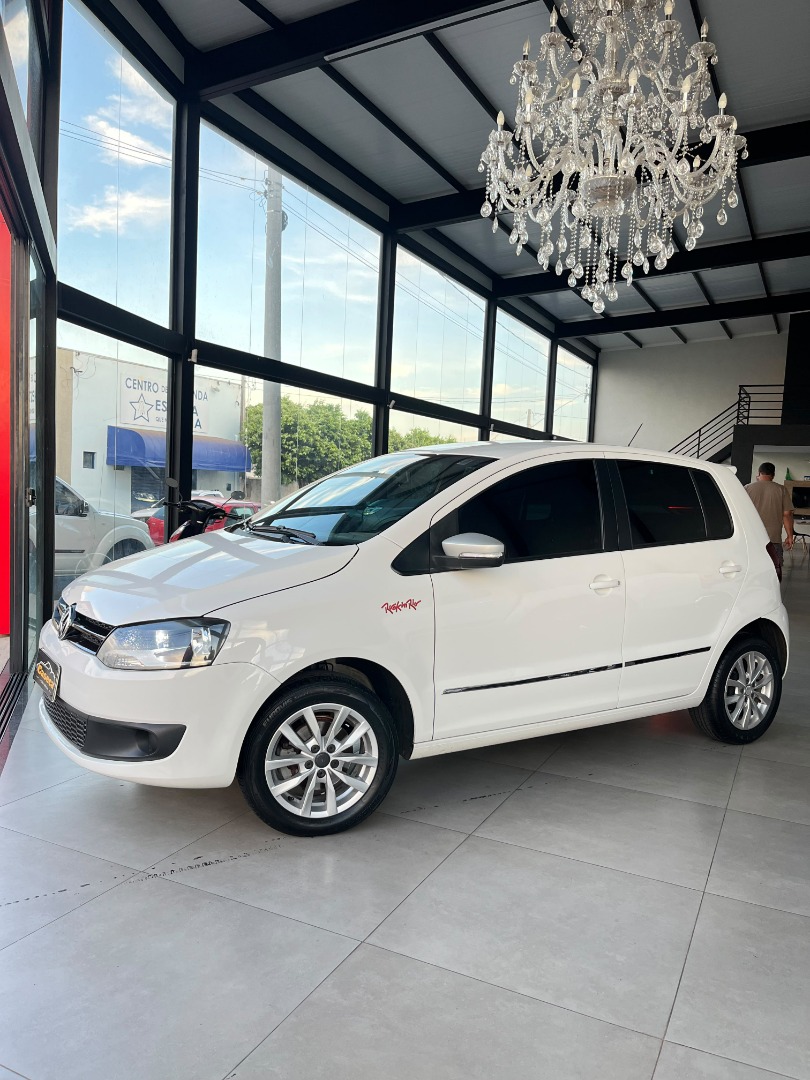 VOLKSWAGEN FOX