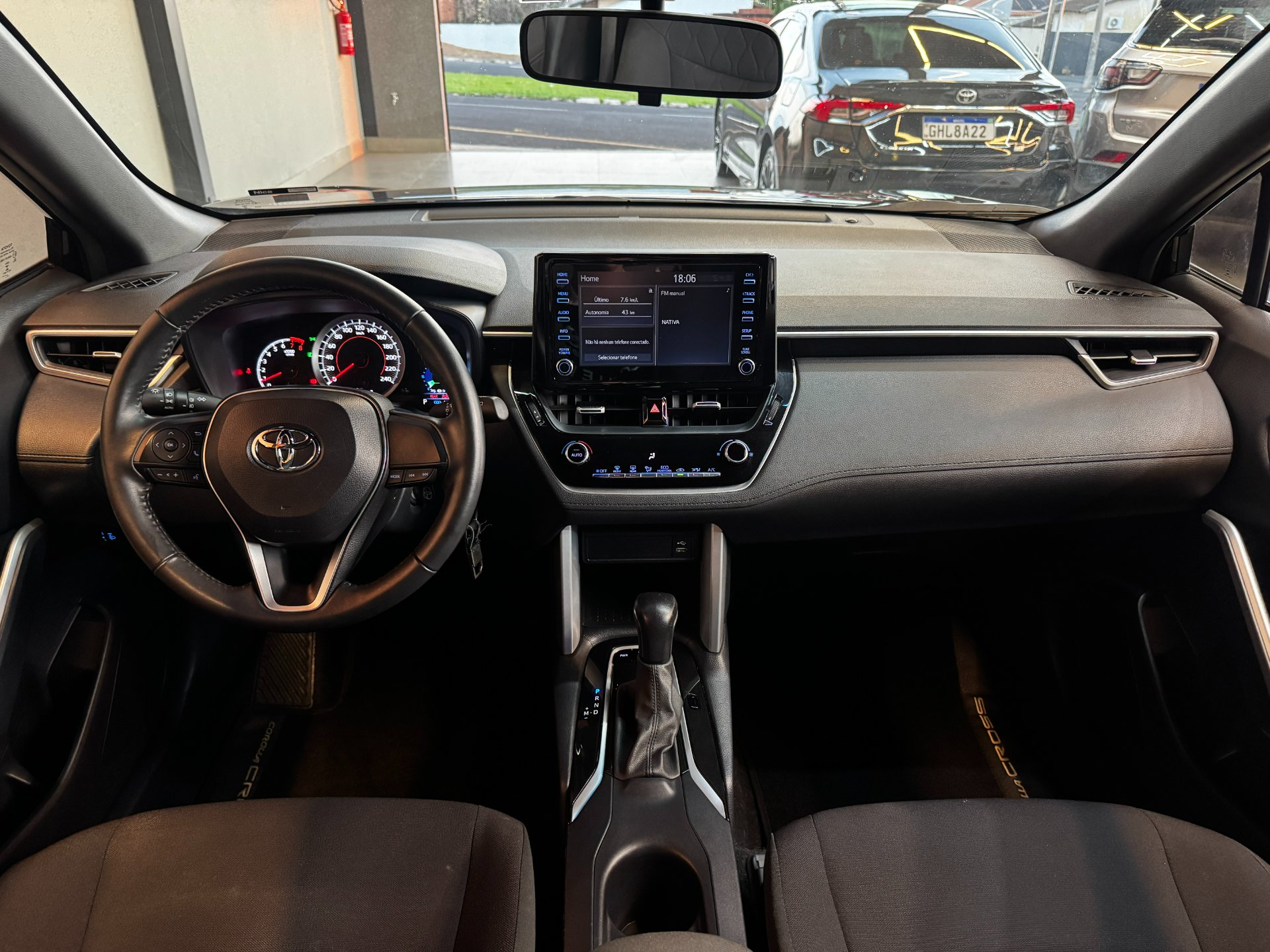 TOYOTA COROLLA CROSS