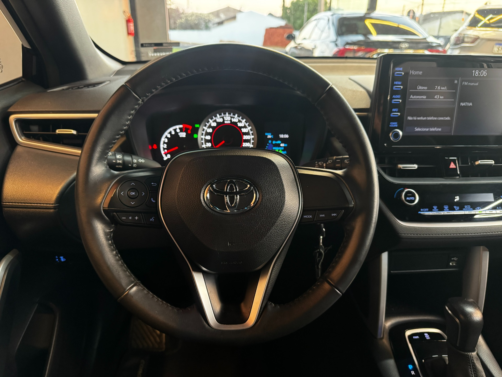 TOYOTA COROLLA CROSS