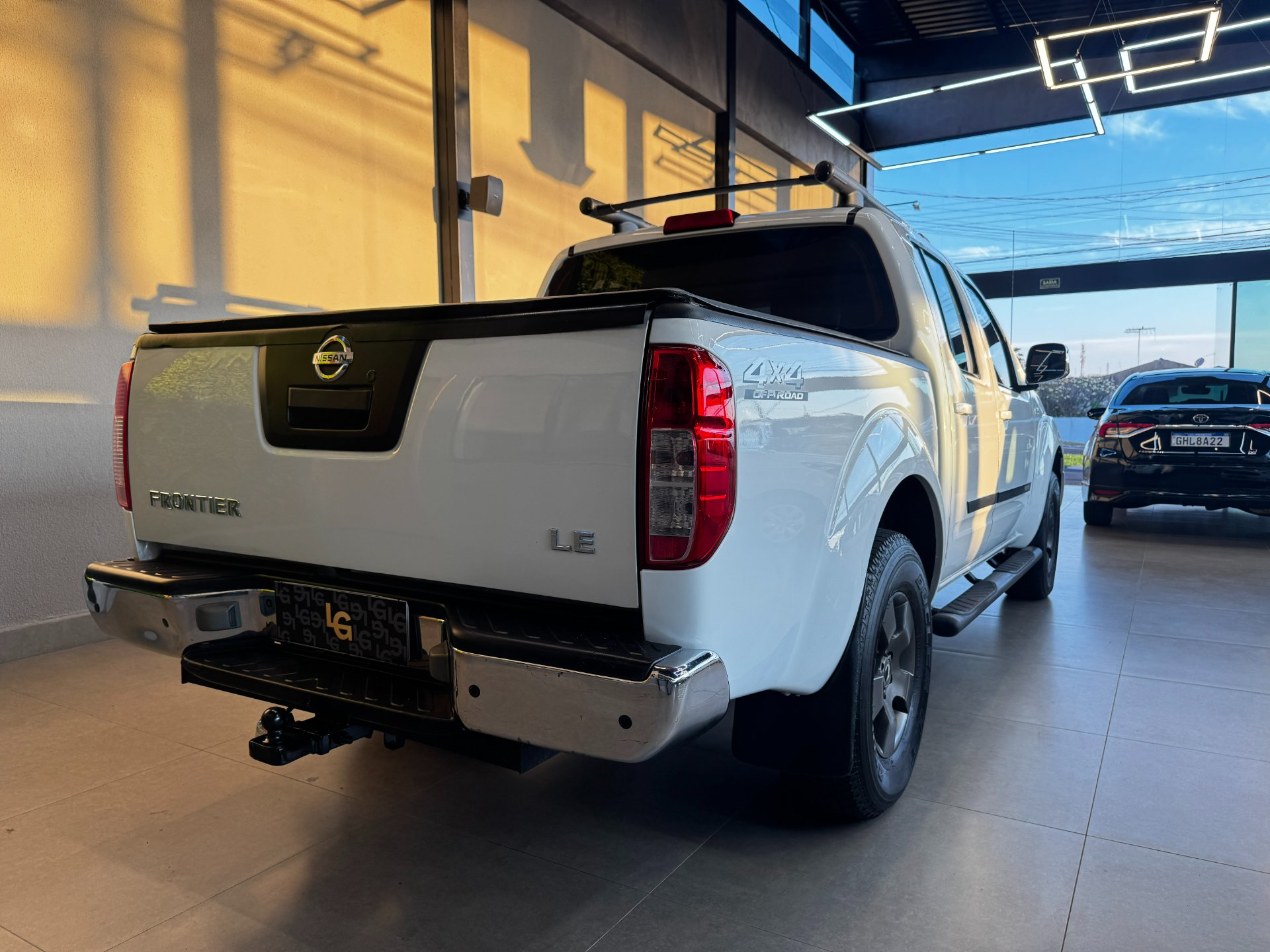 NISSAN FRONTIER